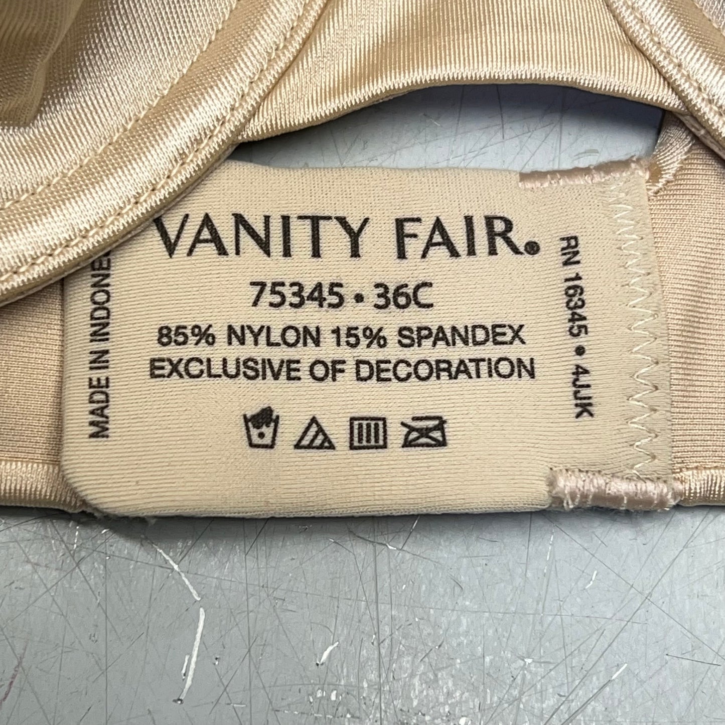 ZA@ VANITIY FAIR Lot Of Assorted Wire Bras Women's Variety Sz Multicolor