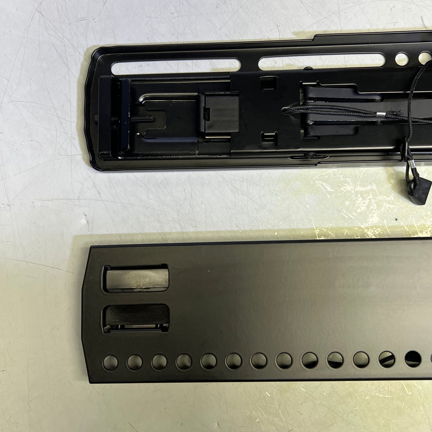 SANUS Ultra Slim Tilting Flat TV Mount 40"-85" 125 Load Capacity Black VLT16-B1