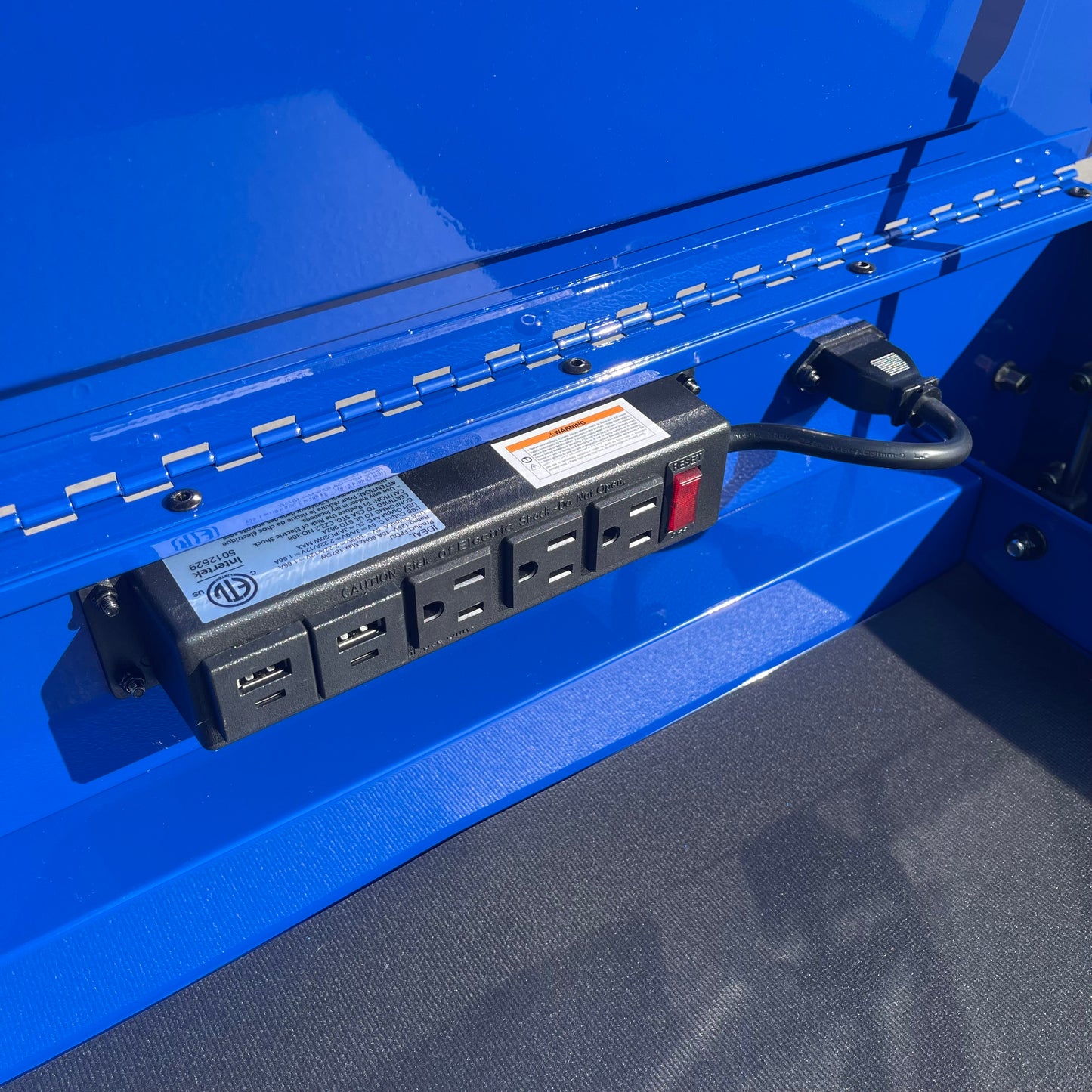 MAC TOOLS Vertical Power 7 Drawer Drop Top Cart 49” Blue UC4925VPD-BL