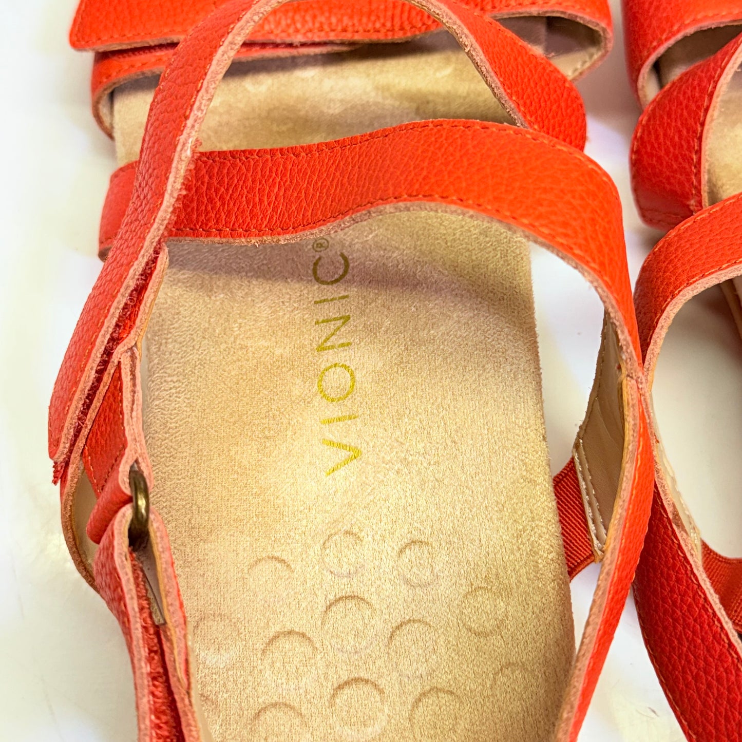 VIONIC Slingback Sandals Raya Adjustable Leather Sz 8M Cherry Tomato New