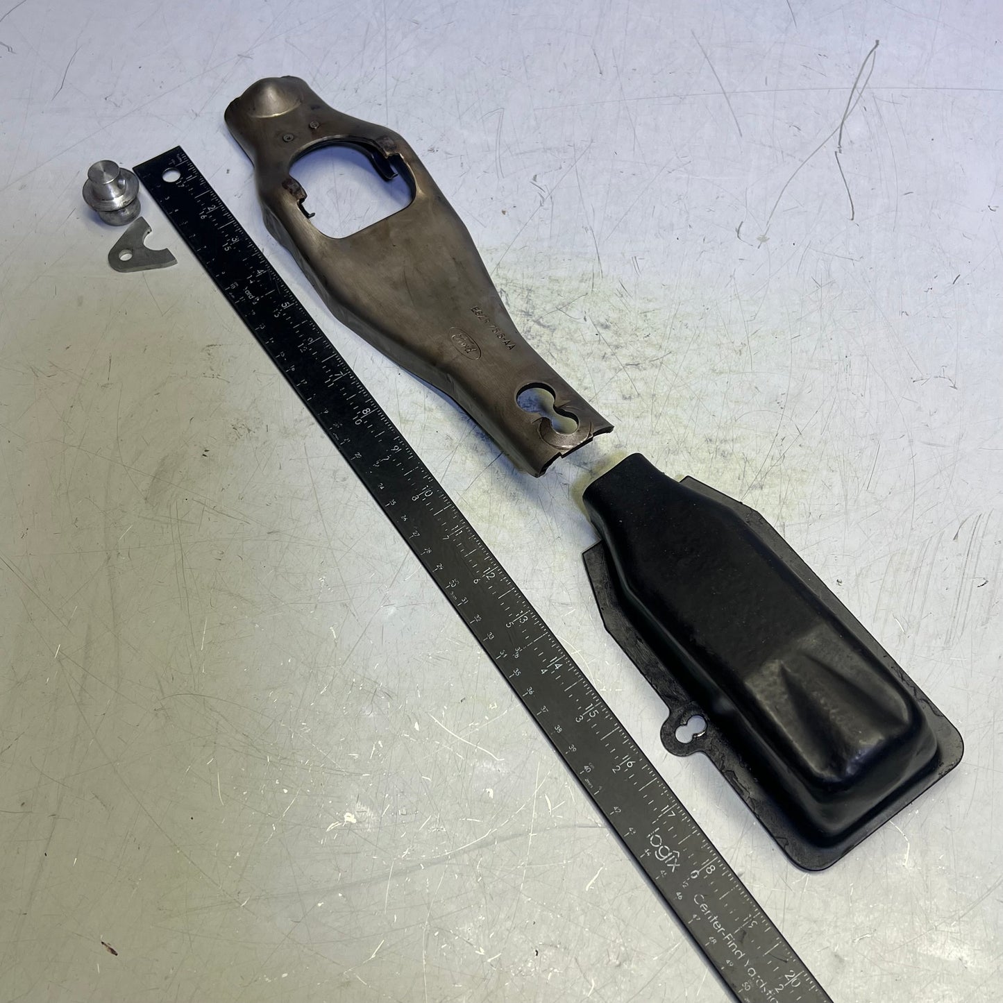 FORD PERFORMANCE Bellhousing For 1979-93 Mustang 5.0L 397-M-6392-E (USED)