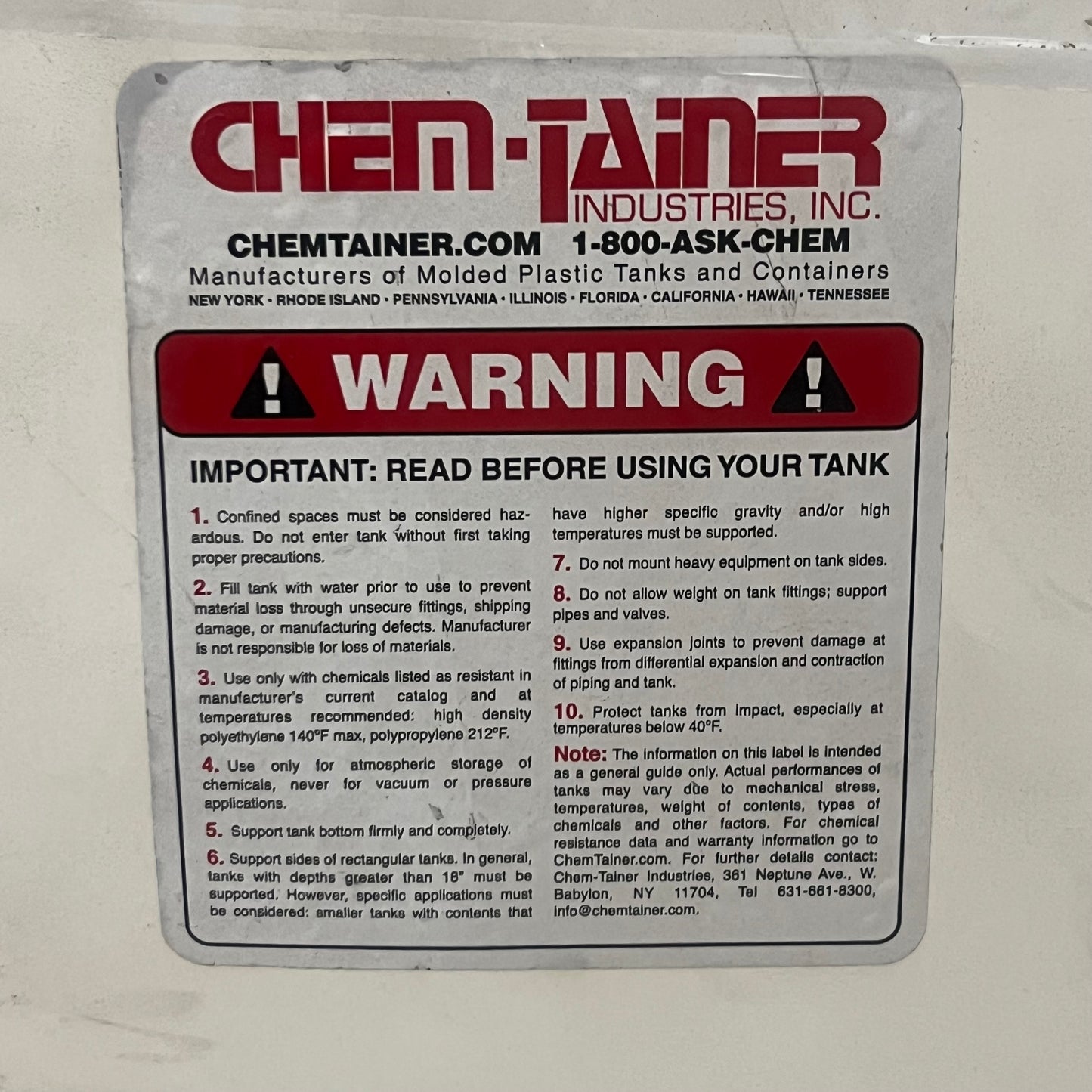 CHEMTAINER 1200 Gallon Vertical Storage Tank 85.5"x39" White TC8652IC