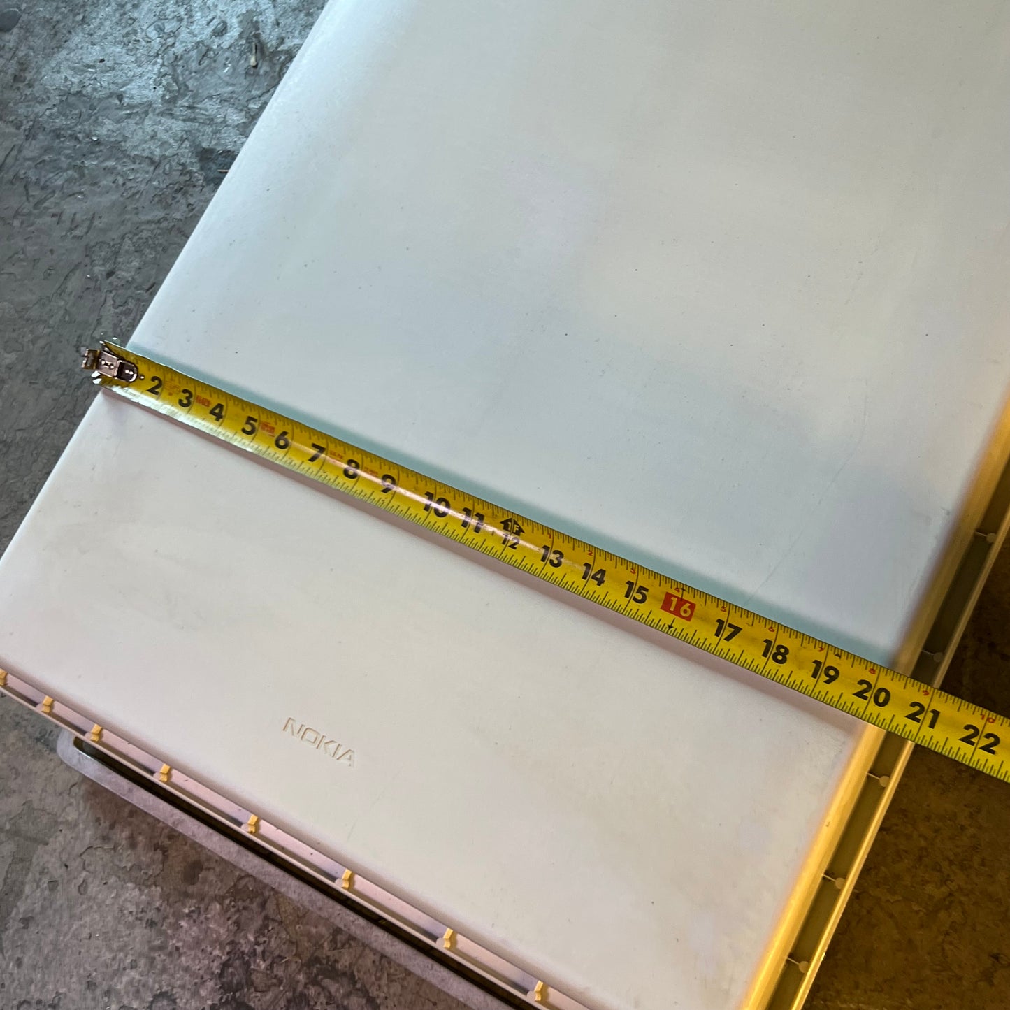 NOKIA AirScale Massive MIMO Radio Unit 475124A.101-48V DC AEHC (Pre-owned - Slightly faded and scuffed)