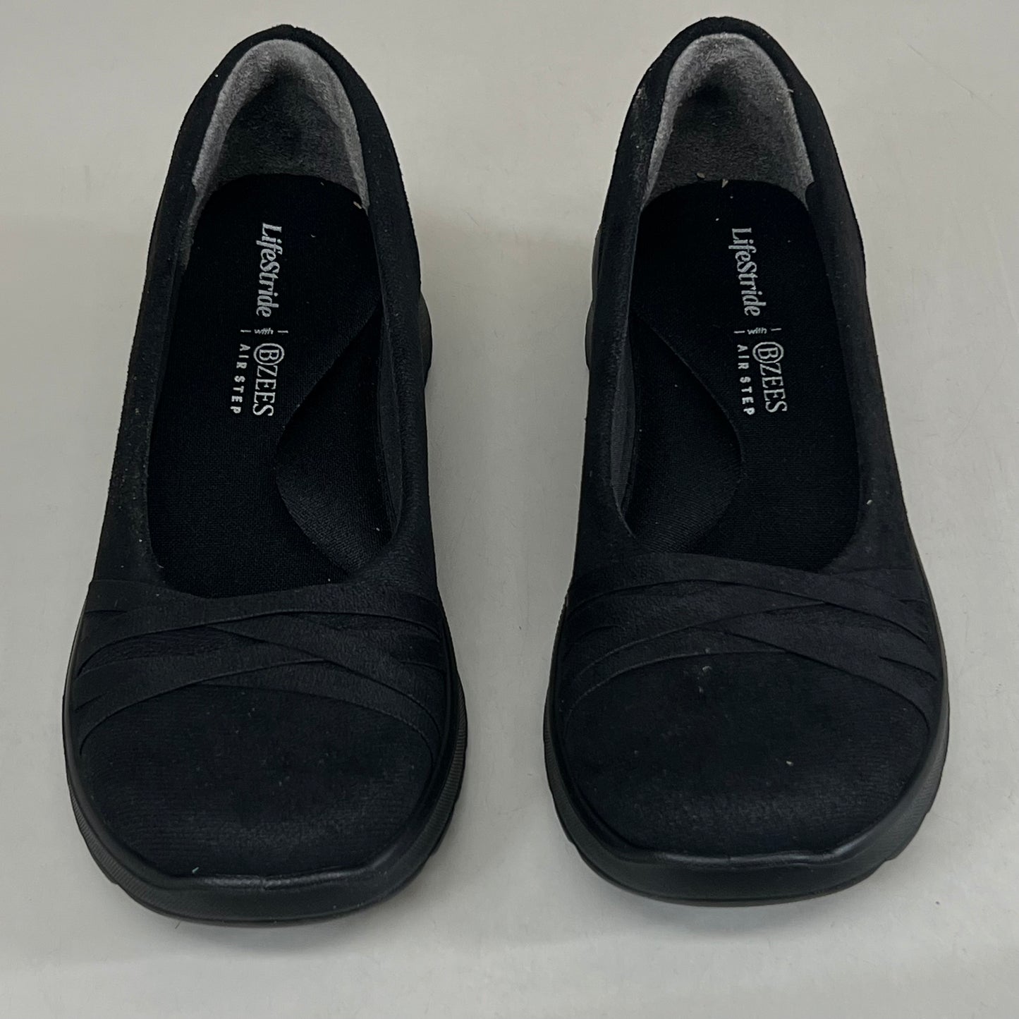LIFESTRIDE Bzees Air Step Ballet Shoes Goody Women's 6 medium Black