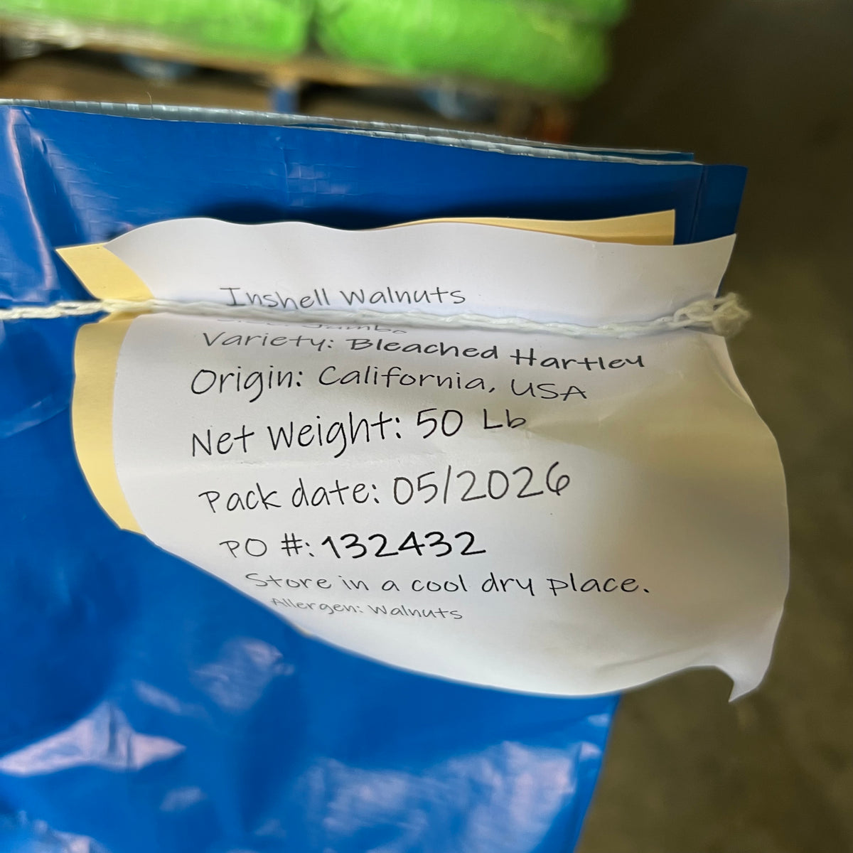 DERUOSI Nut Premium California Inshell Walnuts 50lb Bulk Bag 132432