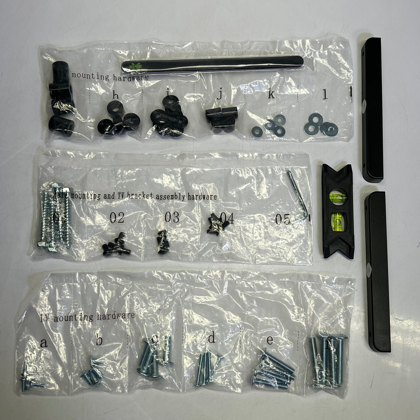 USX-MOUNT Full-motion Tv Wall Mount Fits 16" Wood Stud 37-86 inch Black XML019