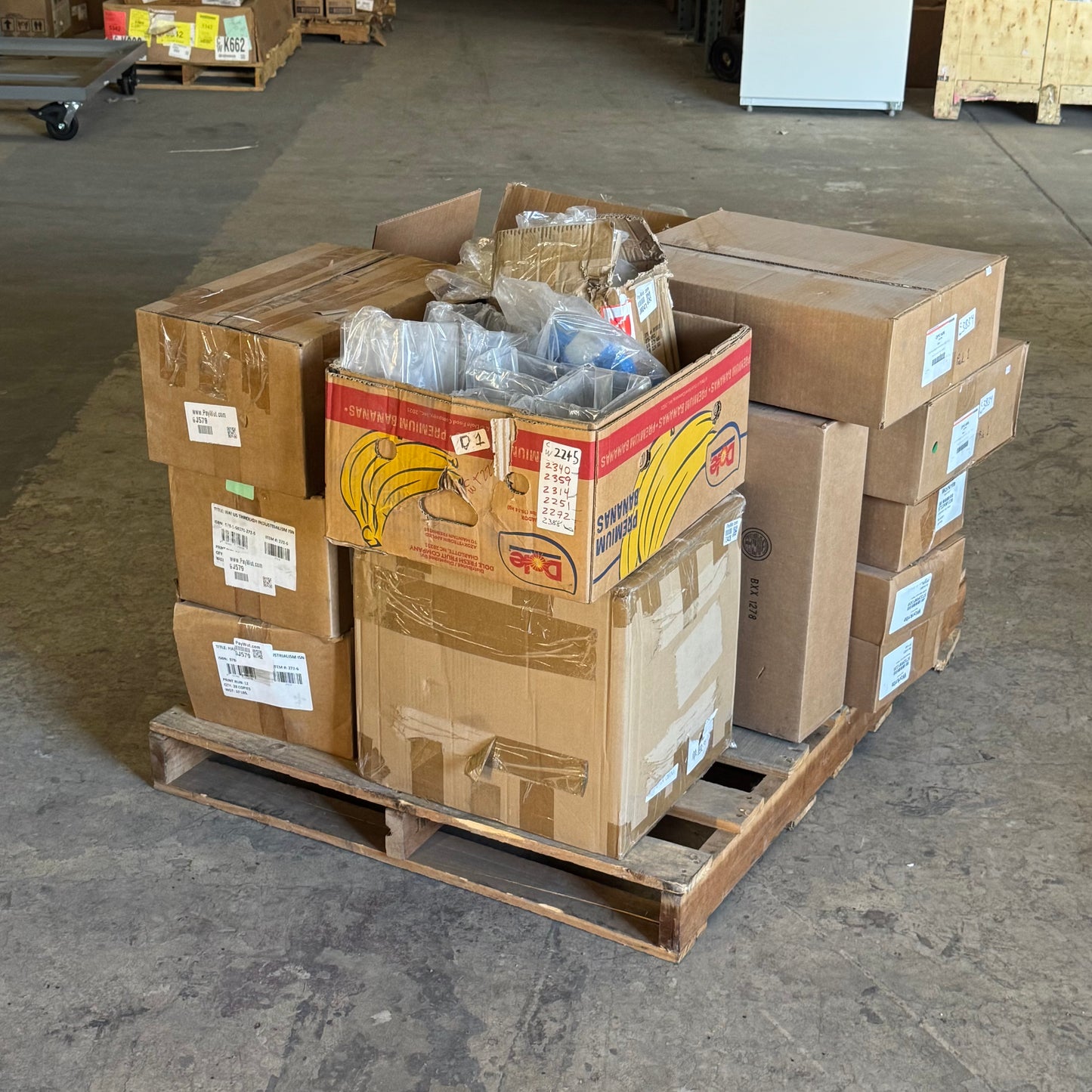 ZA@ Pallet of MIXED Cup Frame and Lid, Magnets, Student Notebook, Acrylic Horizontal Sing Holder, Etc... (AS-IS)