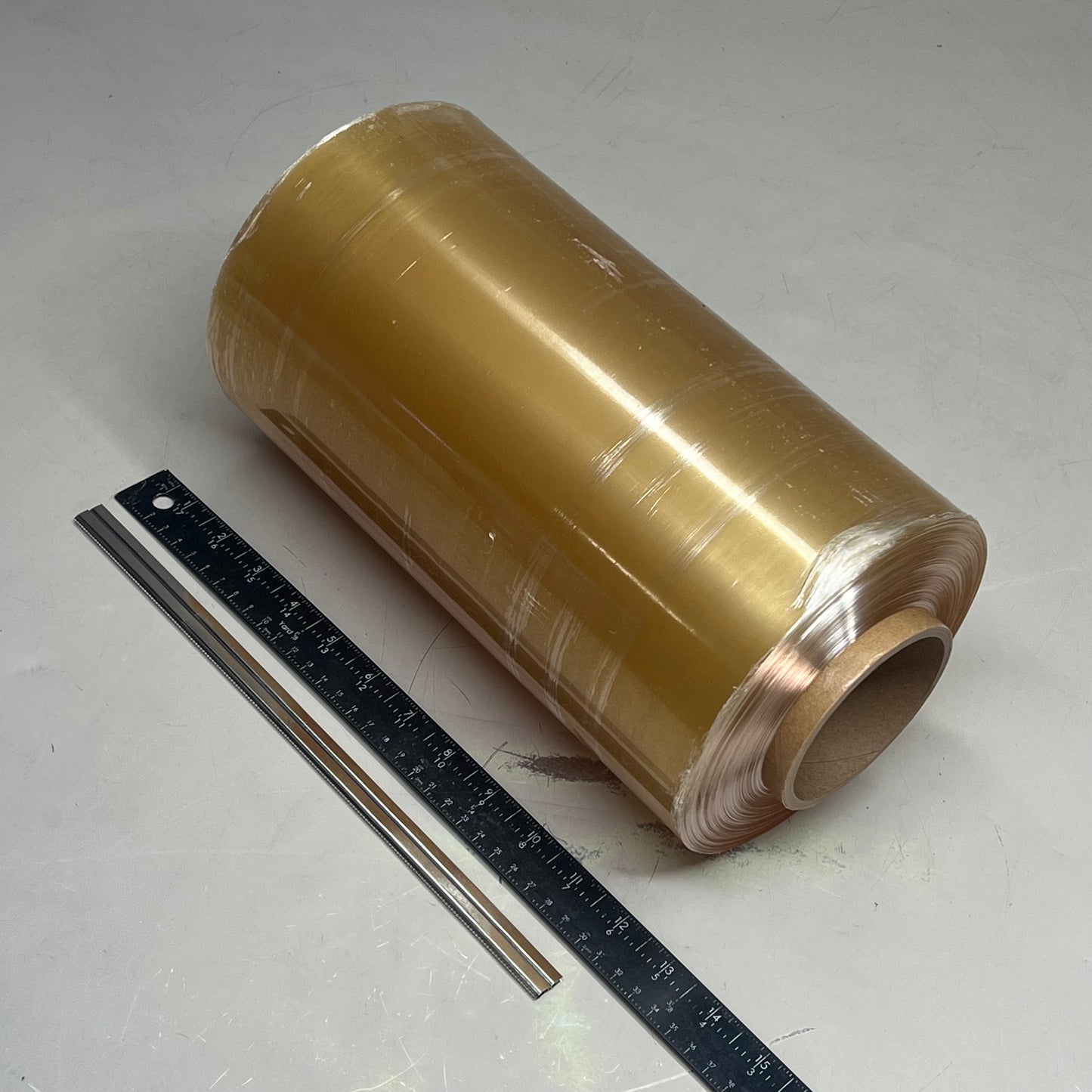 CLING CLASSIC Miller Food Service Cling Wrap Film 12" X 5280' Clear 33201200