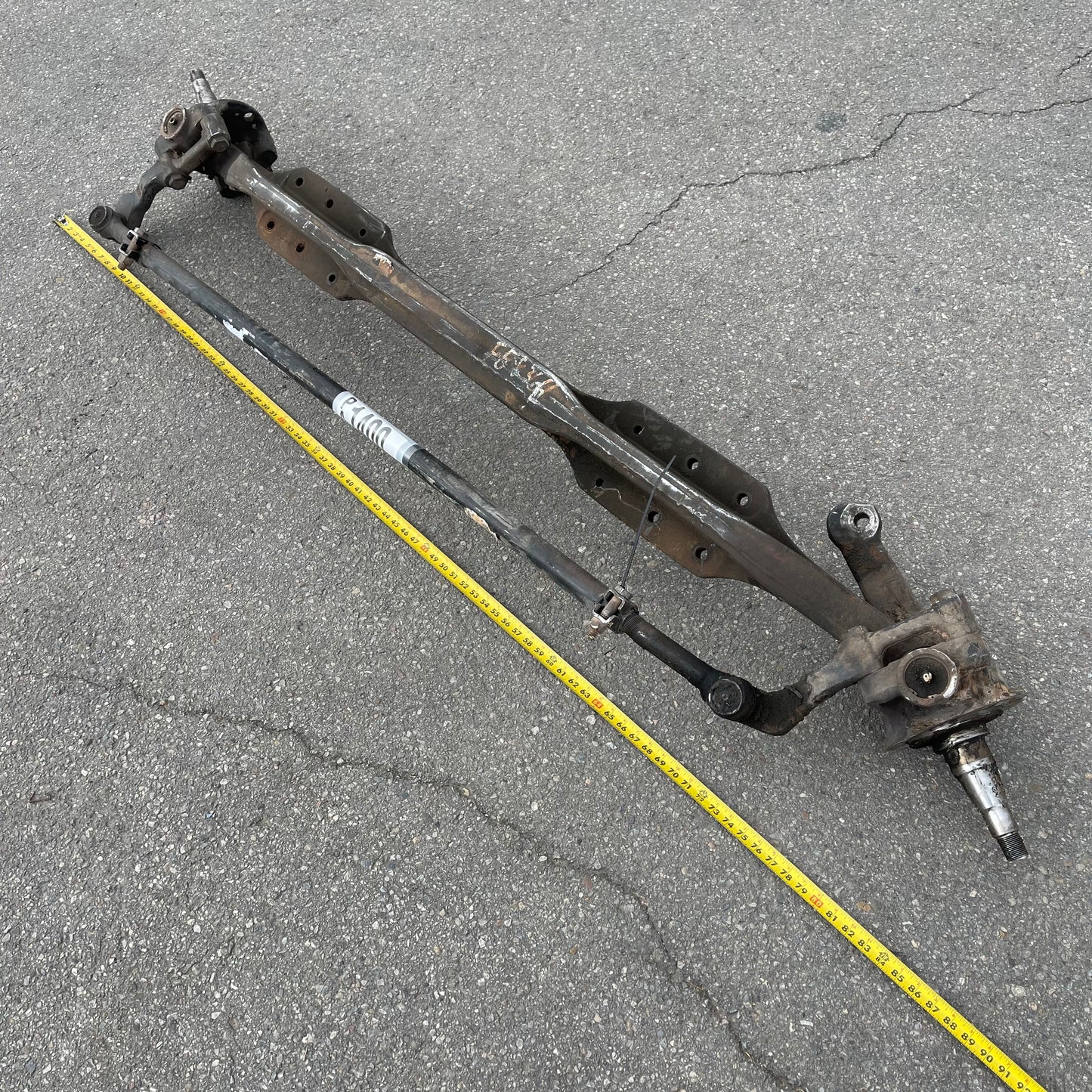 ZA@ Pallet of MIXED Rear Axle (USED)