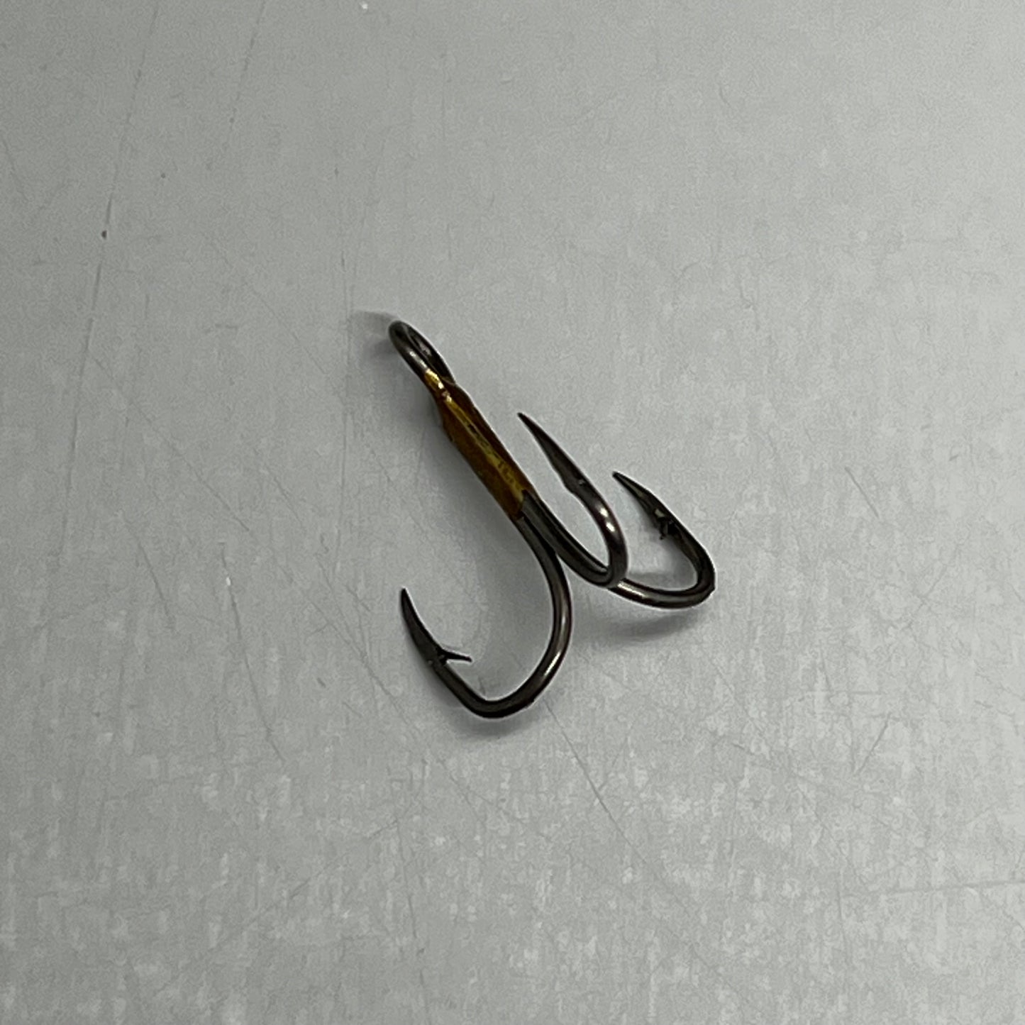 EAGLE CLAW (5 PACK) Curved Point 2X Treble Hook Lure Repla Bronze #6 5pc 374A-6