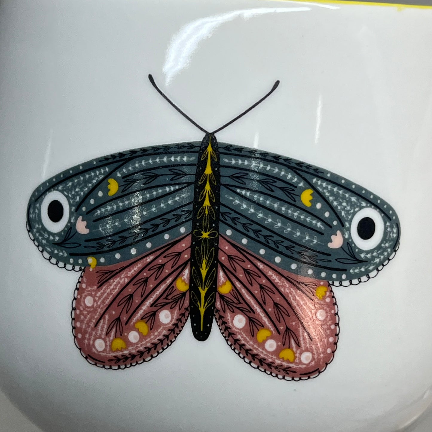 CREATIVE CO-OP Set Of 4 Stoneware Mug W/ Insect Design 4 Styles 12 Oz DF7216A