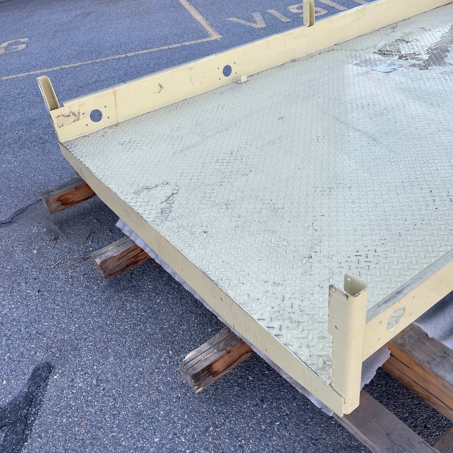 Platform Weldment ONLY for JLG Scissor Lift (3369/4069) w/ Diamond Plate Steel 3510795 (New Other)