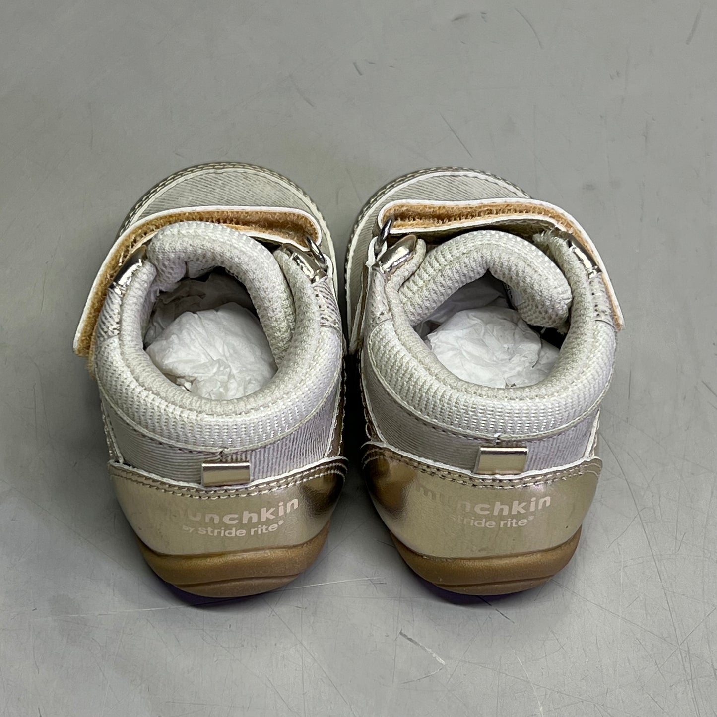 MUNCHKIN By Stride Rite Bennett Style Baby Sneaker Girls Sz 3M Gold MK000202