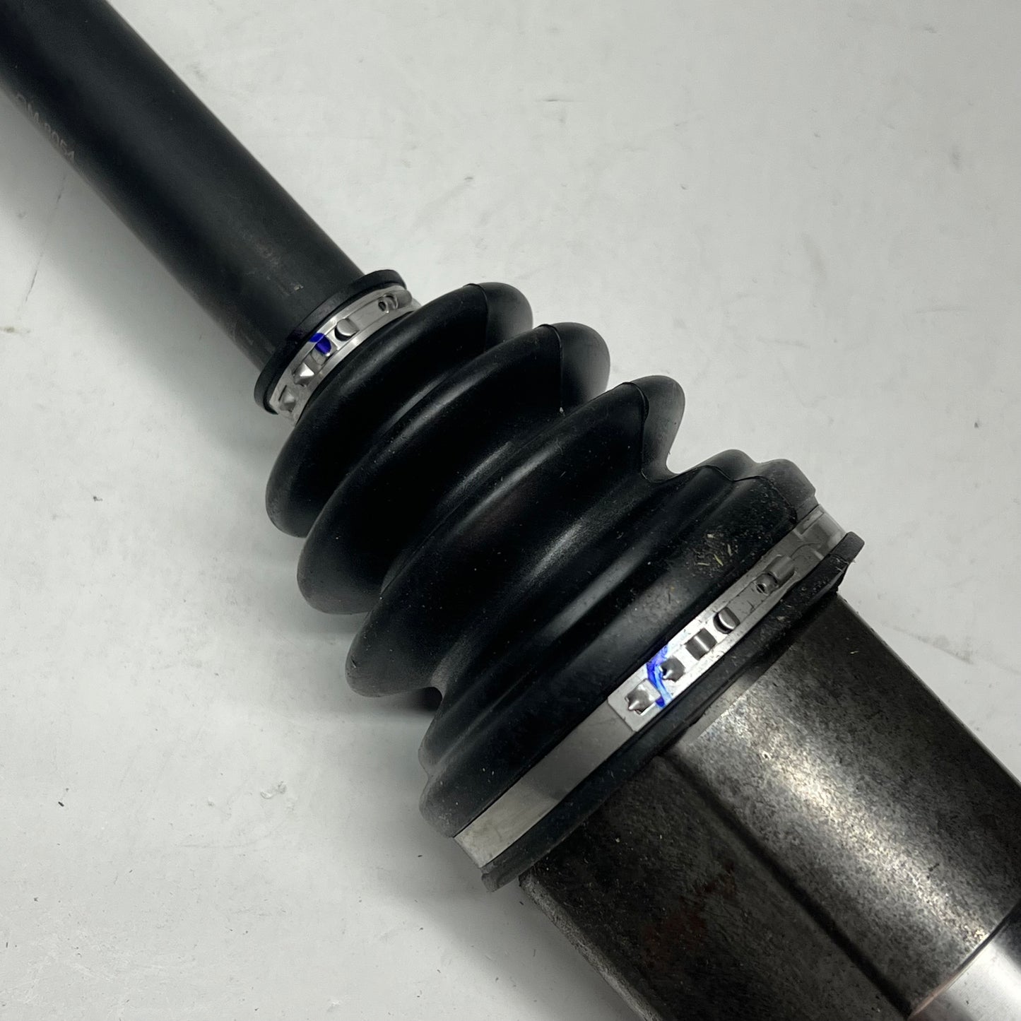 NAPA Cv Axle For Buick, Cadillac, Chevrolet & Oldsmobile 949023
