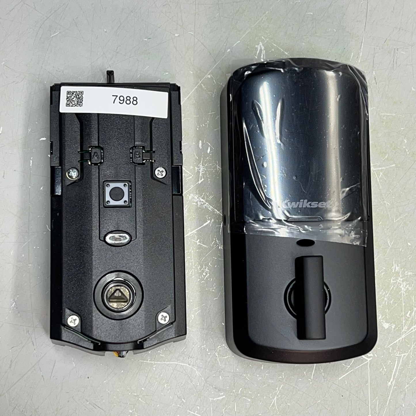 KWIKSET  Wi-Fi Keypad Touchscreen Smart Lock Single Cylinder Black 99390-004