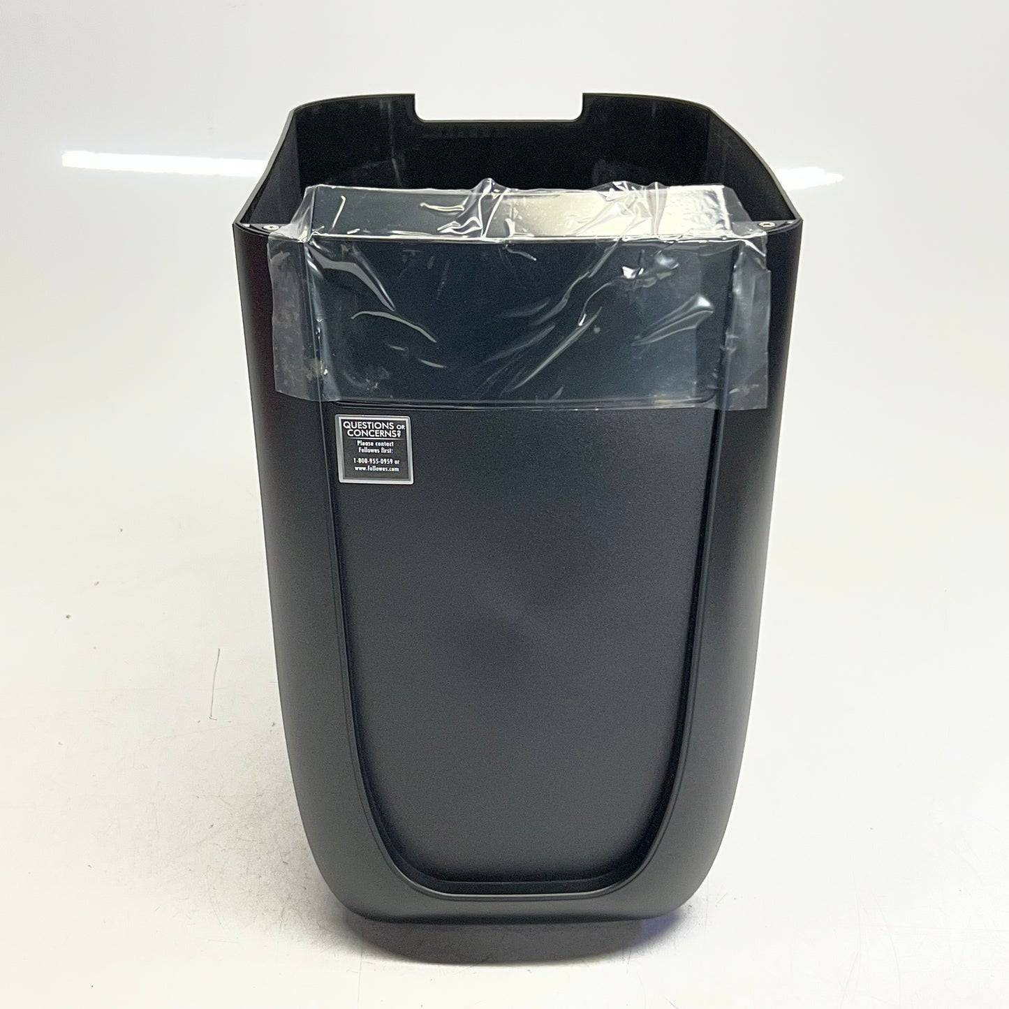 FELLOWES 60cs 10-sheet Cross-cut Shredder, Black CRC46060