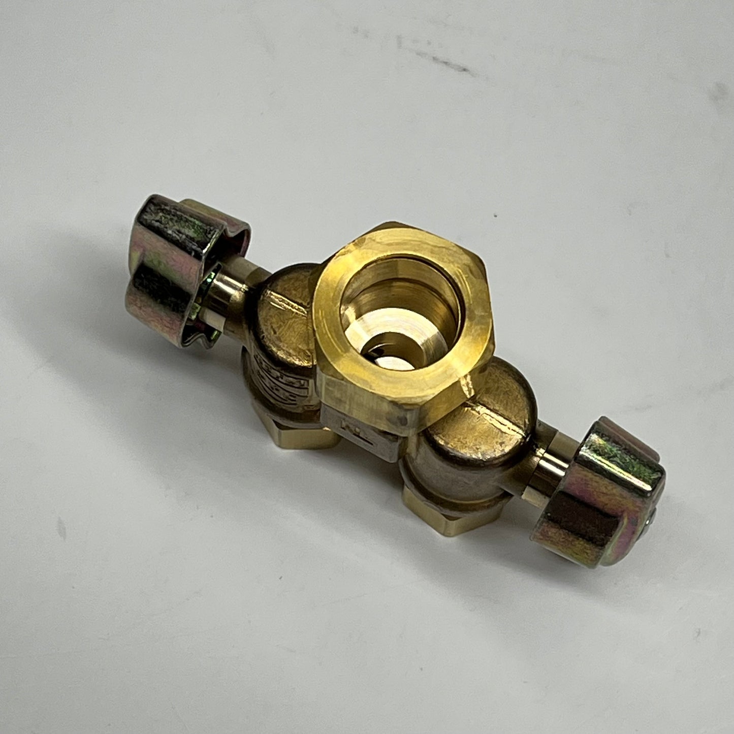 BRASSCRAFT Dual Shut-off Outlet Valve  1/2" NOM Comp Inlet Brass KTCR1901DVSXR