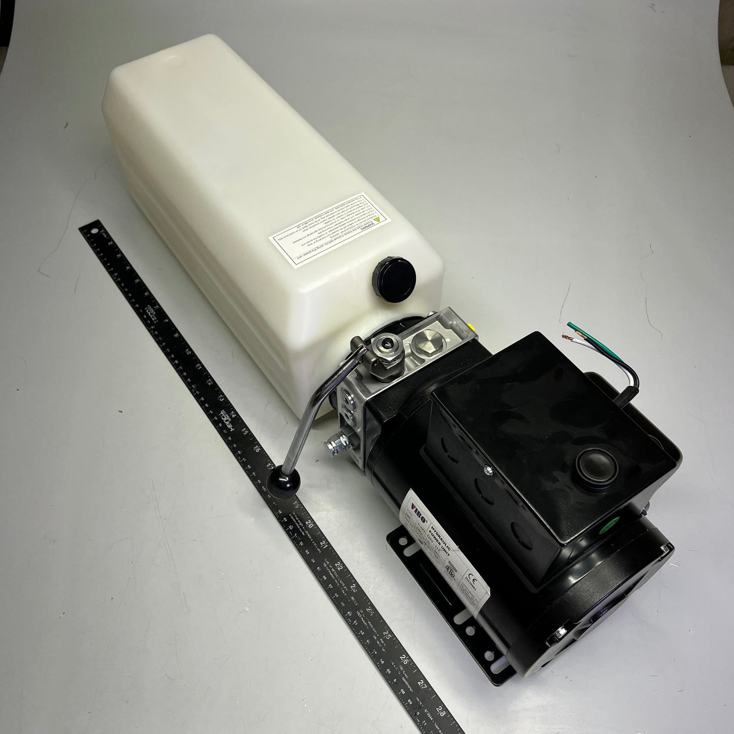 VIBO Hydraulic Power Unit 3360rpm 11 Liter Tank 200 V 60 Hz Black VAPU-220V-11L