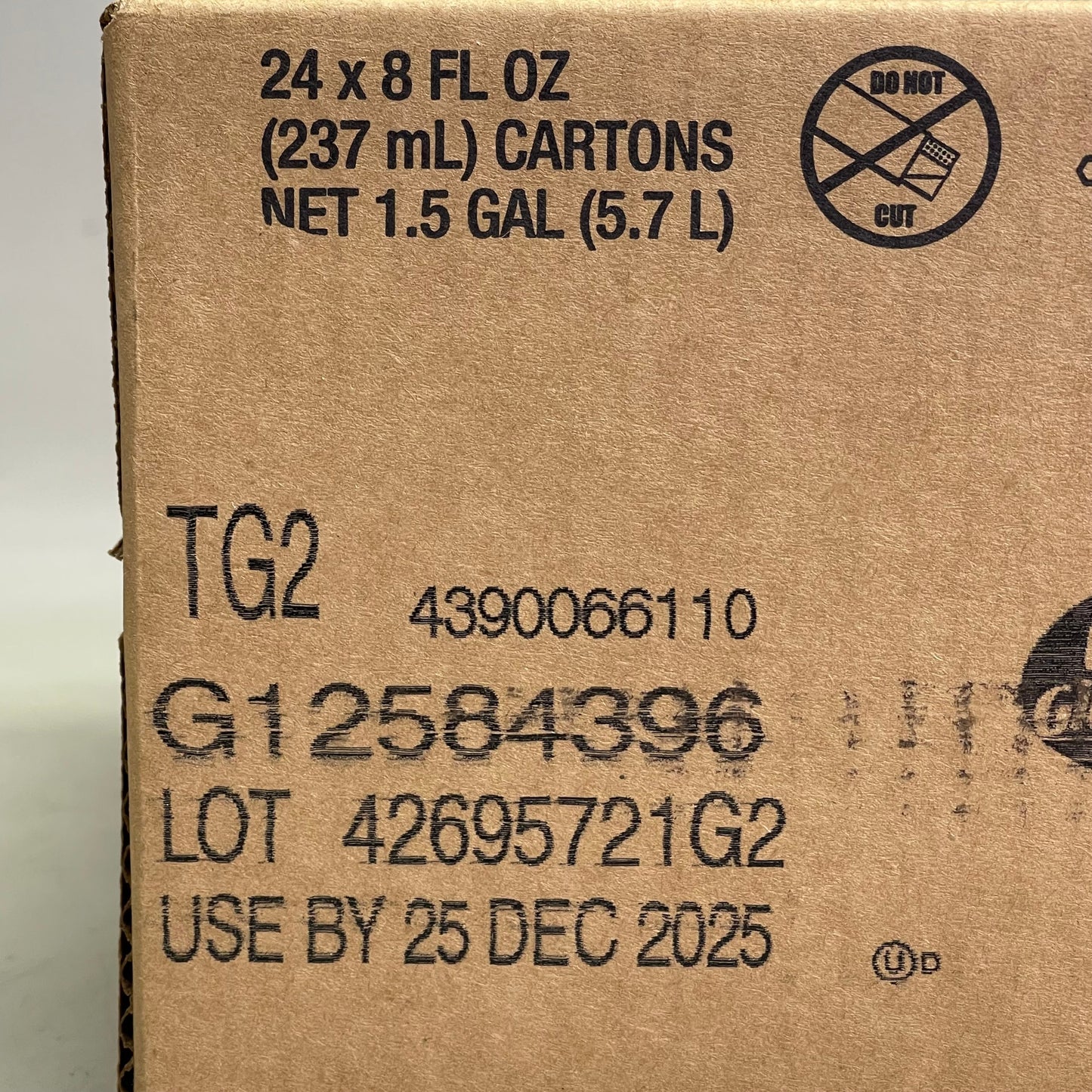 ZA@ NESTLE (24 Pack) Boost Breeze Very Vanilla Flavor 8 fl oz BB 12/25 E