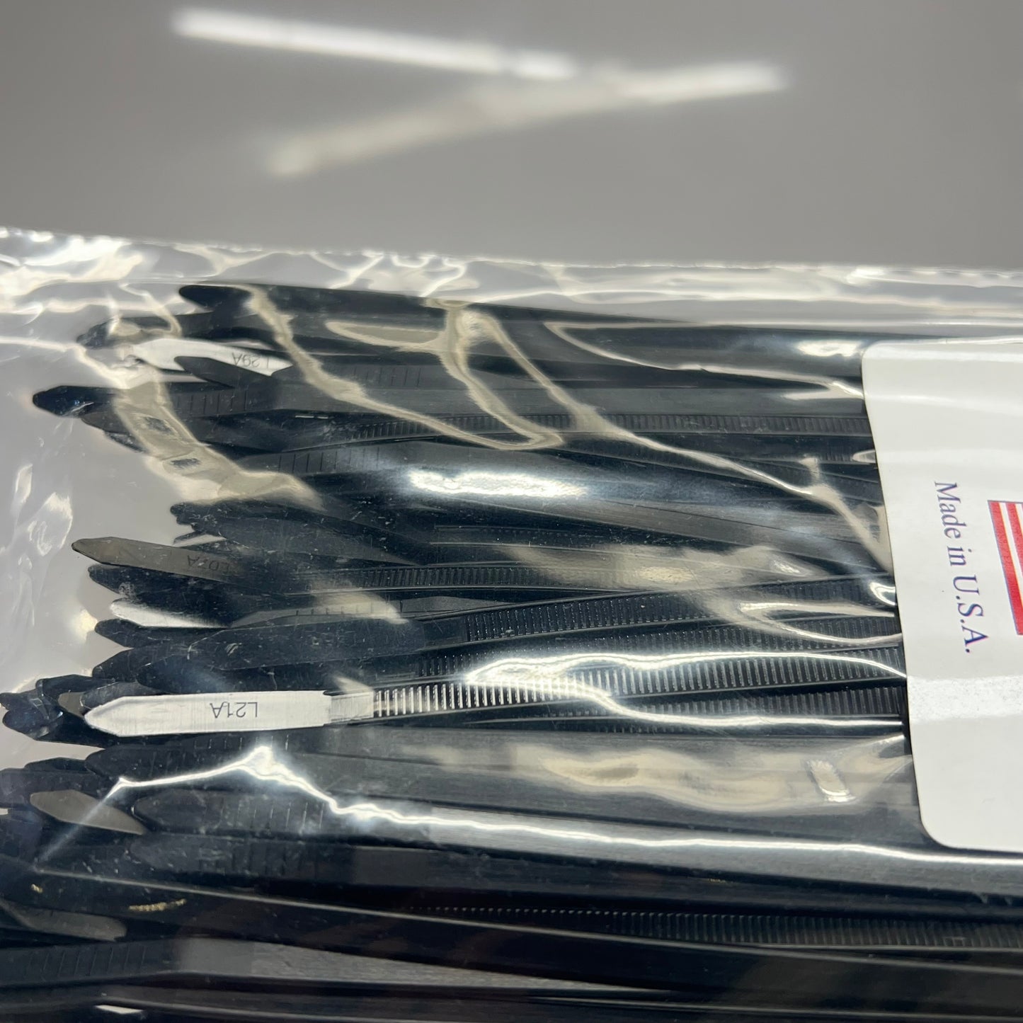 ZA@ (2 PACK, 100 EACH) Oil Patch Cable Ties  11" 50 lb Tensile 3' Bundle Dia UV Black B11SOC