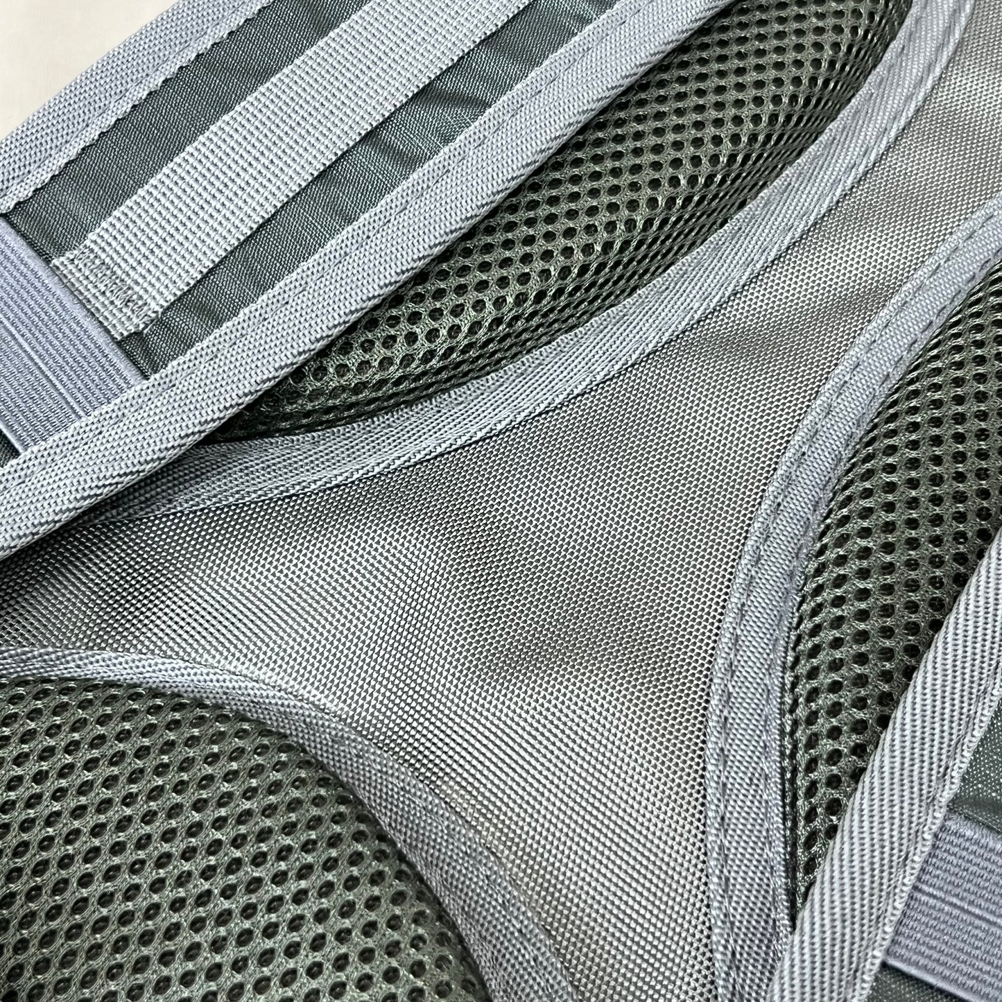 AMERICAN OUTBACK World Famous Hiker Sports Hydration Pack 2L Blue/Grey XHB-049