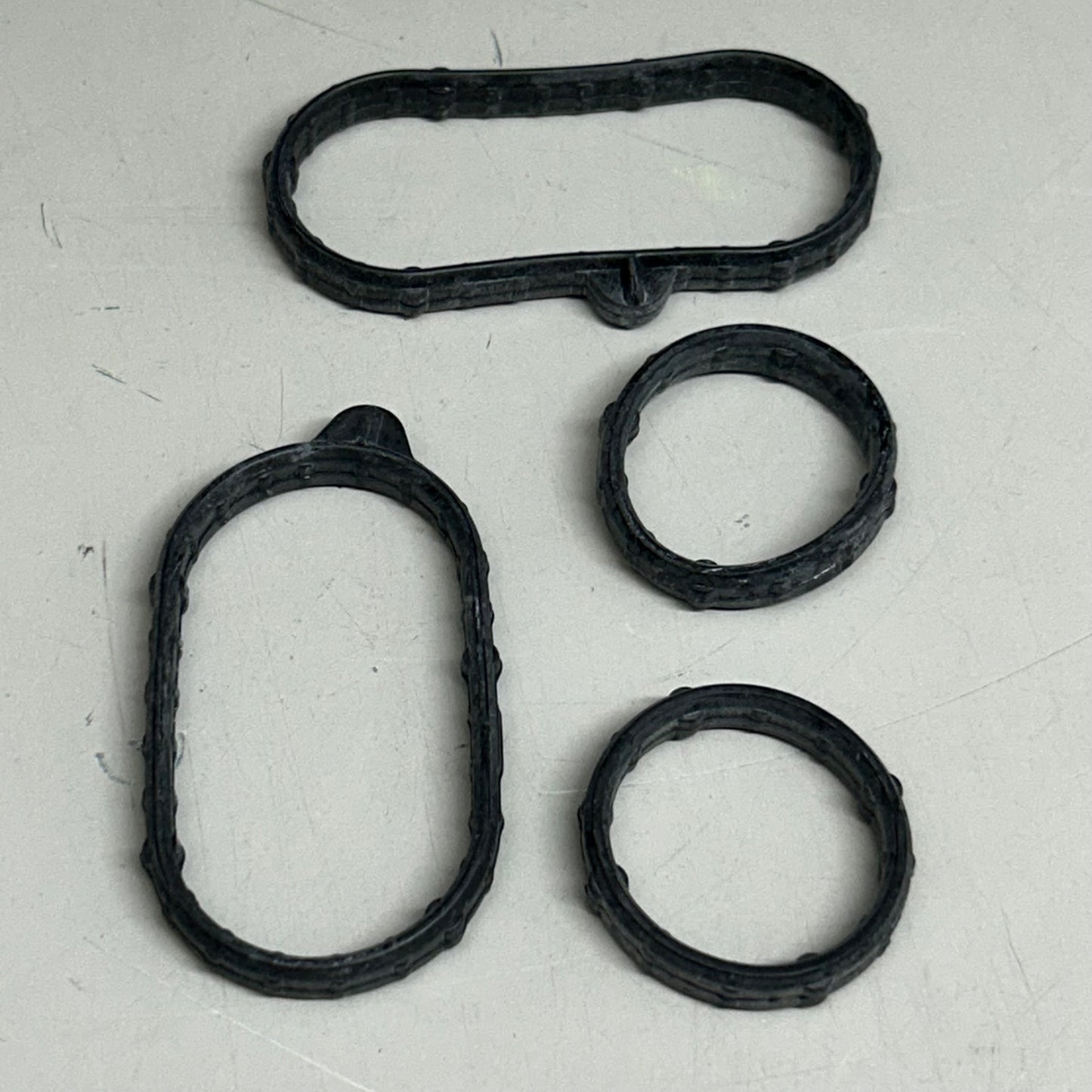 MAHLE Engine Oil Cooler Replacement Mounting Kit  For Ford GS33684