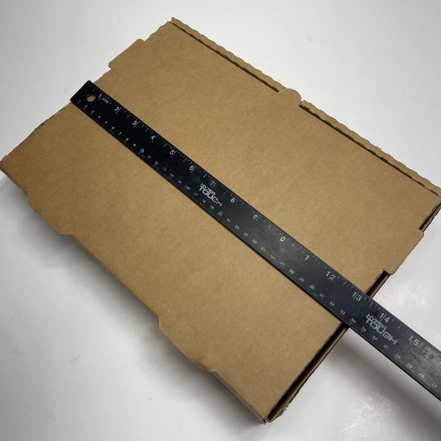 ZA@ Pallet of MIXED Flat Corrugated Cardboard Boxes 13”x10”x2” (AS-IS)