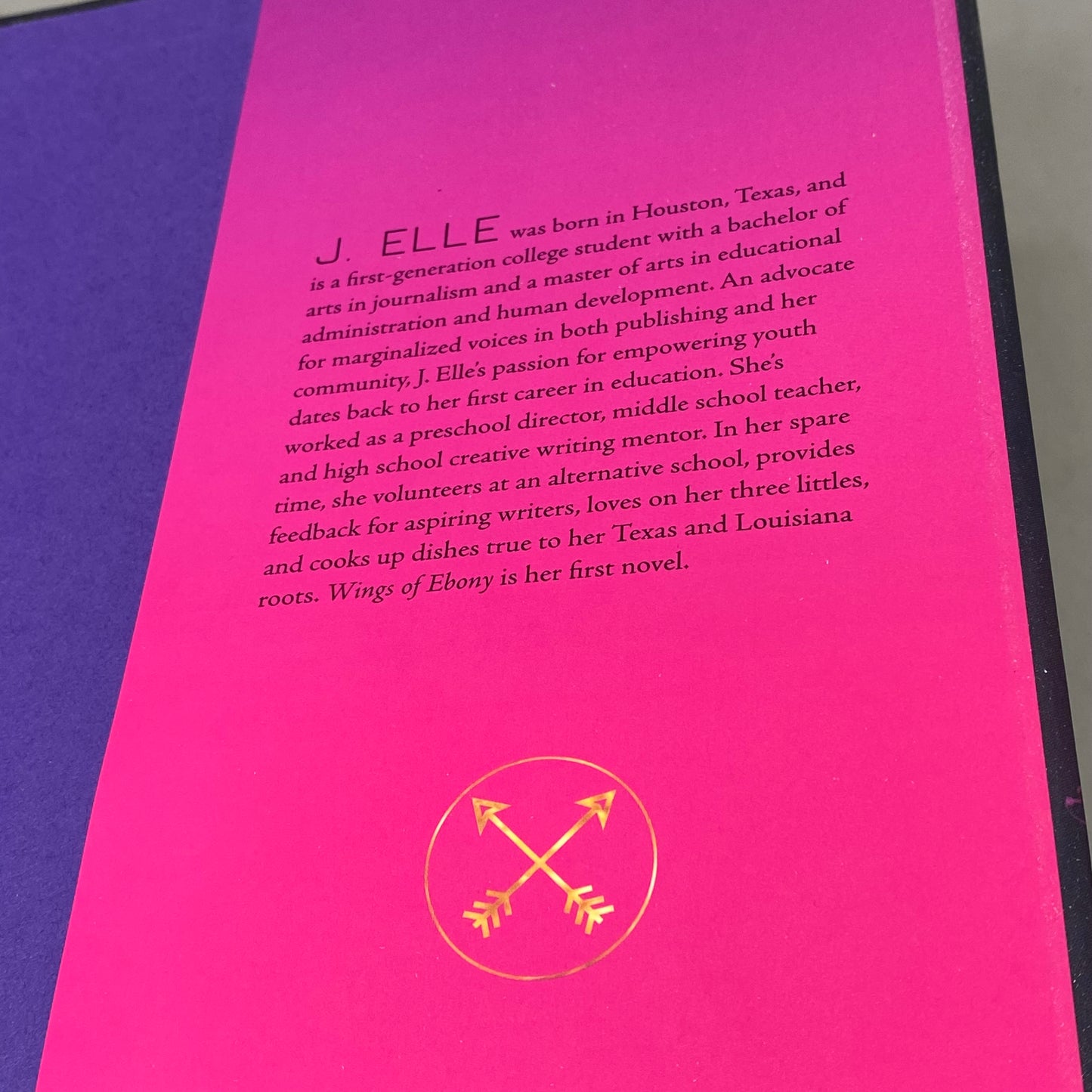 SIMON & SCHUSTER J. Elle; Wings Of Ebony Exclusive Edition 368 Pages