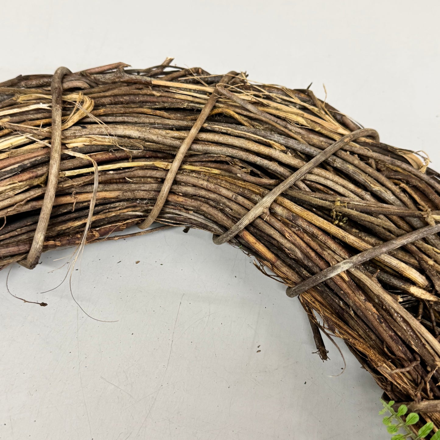 RAZ IMPORTS Oval Mixed Fern Wreath Home Decor 28" Green W4102231