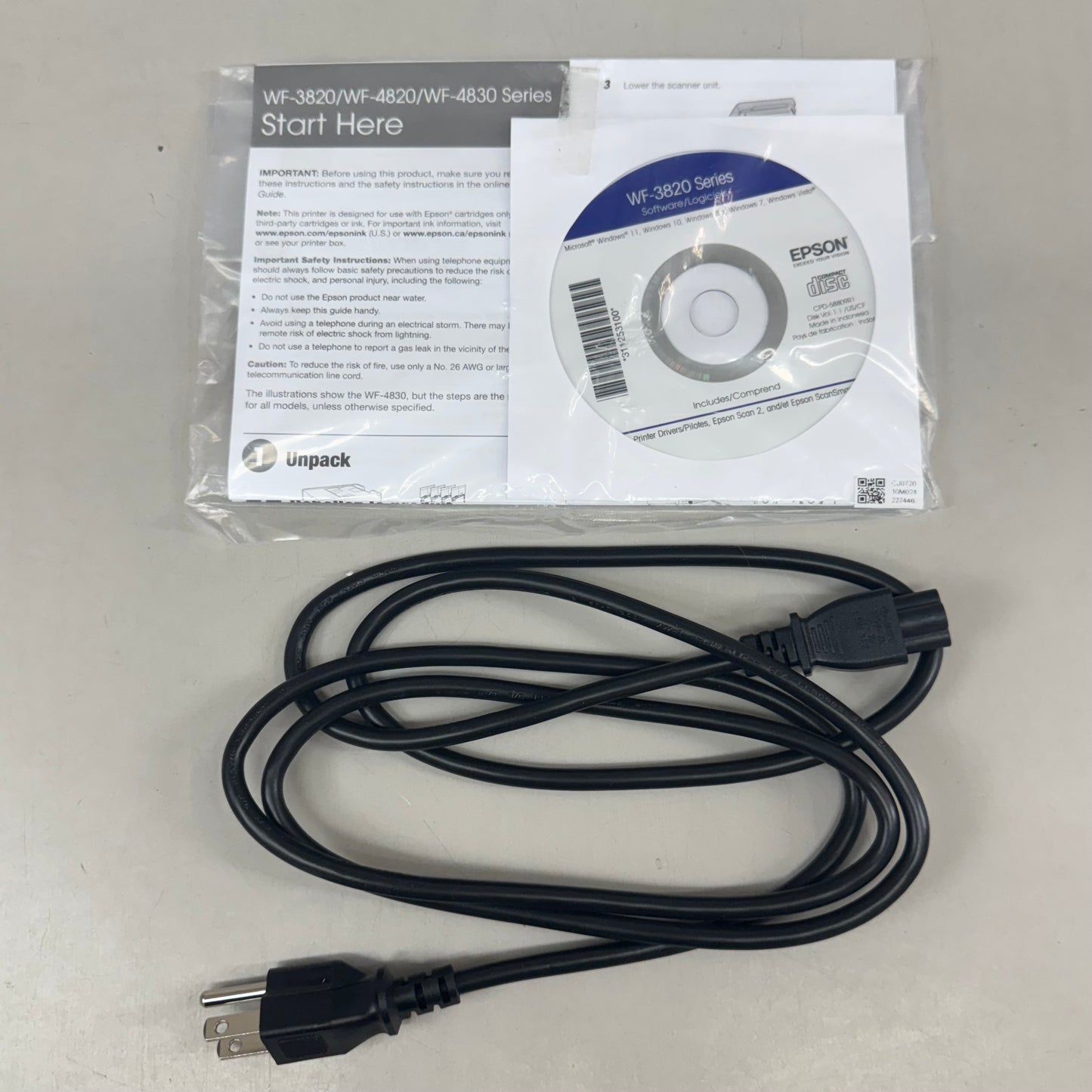 EPSON Wireless All-In-One Printer 17"x13"x8" (New Other-Slightly Used) Black WF3820