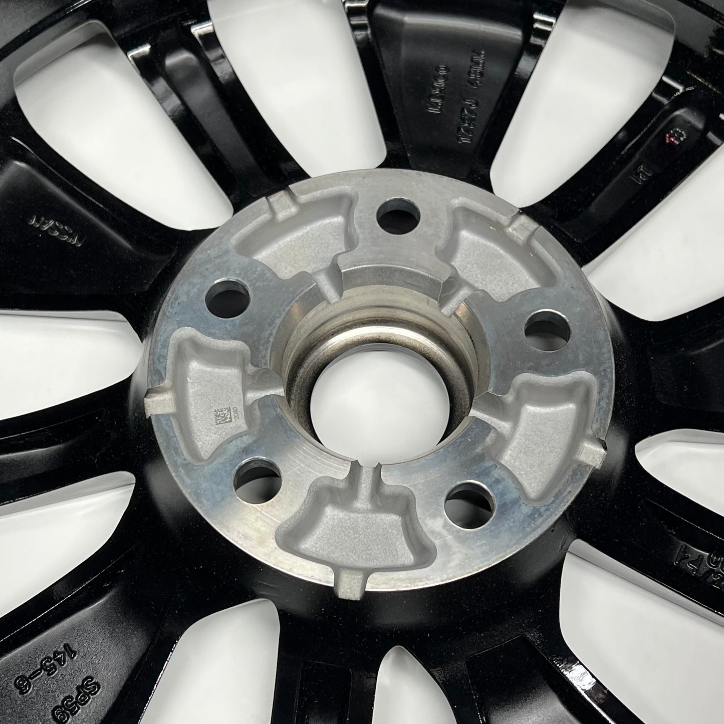 NISSAN Genuine Oem Aluminum Wheel 2024-2025 Nissan Sentra 40300-6LY6A