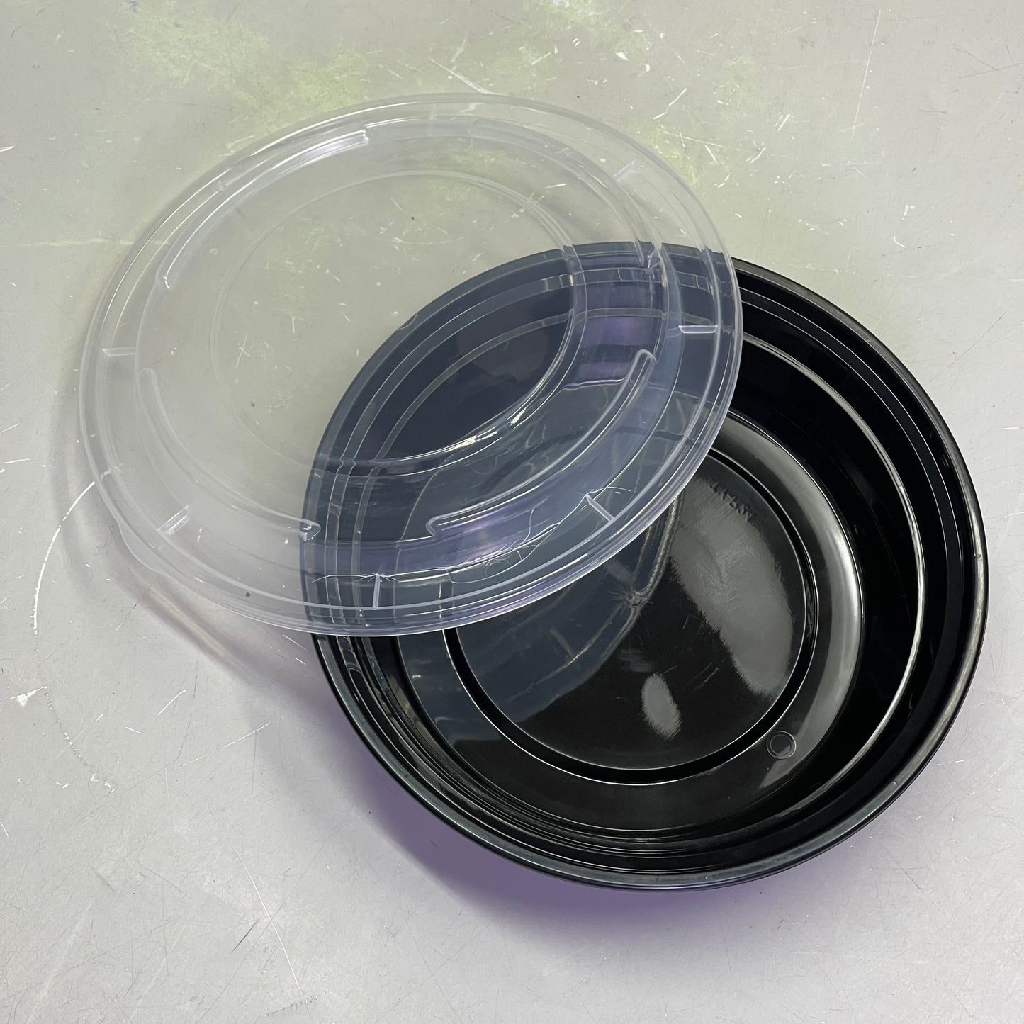 FINELINE (150 PACK) Round Container, Reform Collection 24 Oz Black & Clear 17CPRB24