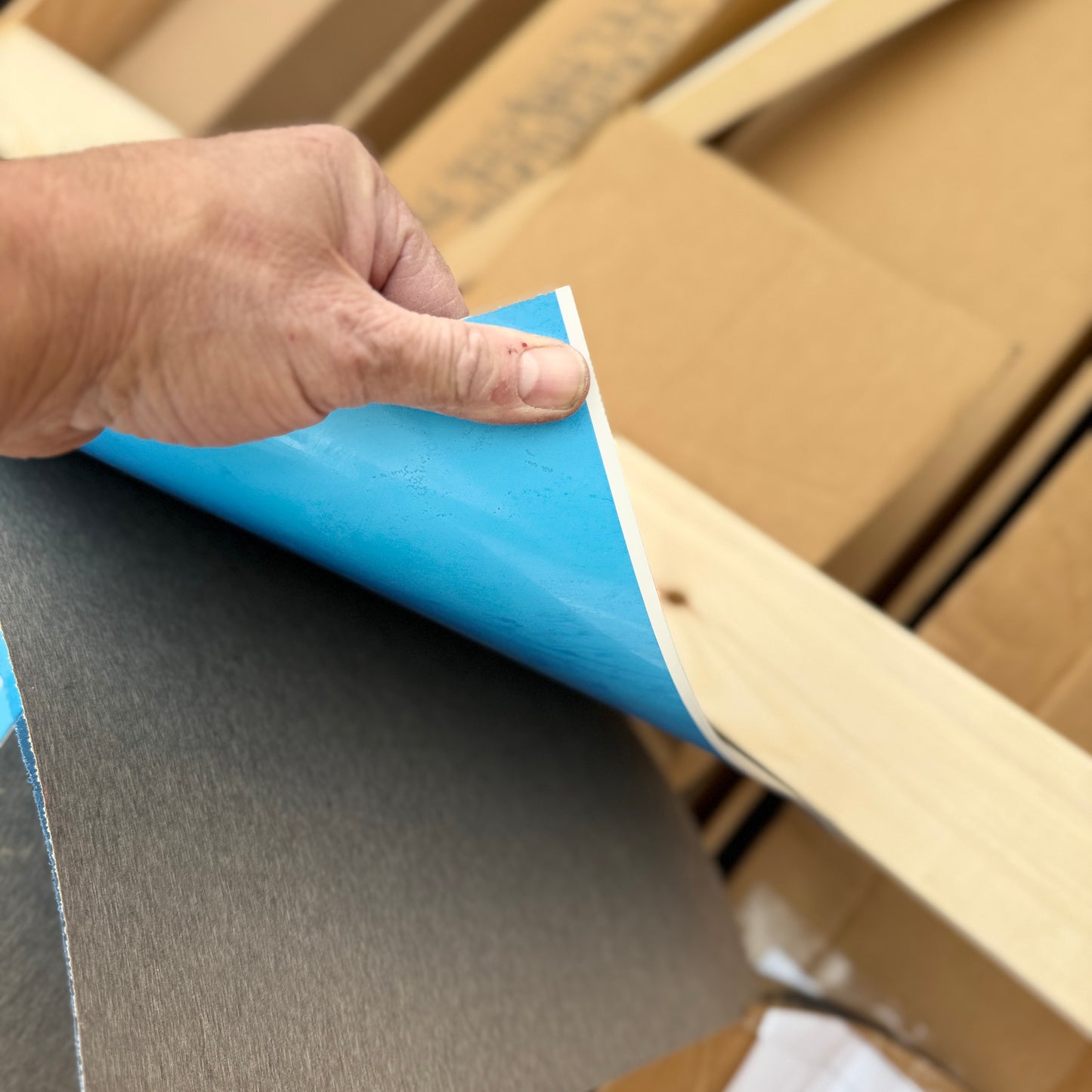 ZA@ Pallet of REBORN CABINETS Pressed Wood Cabinetry Parts Black, White (AS-IS)