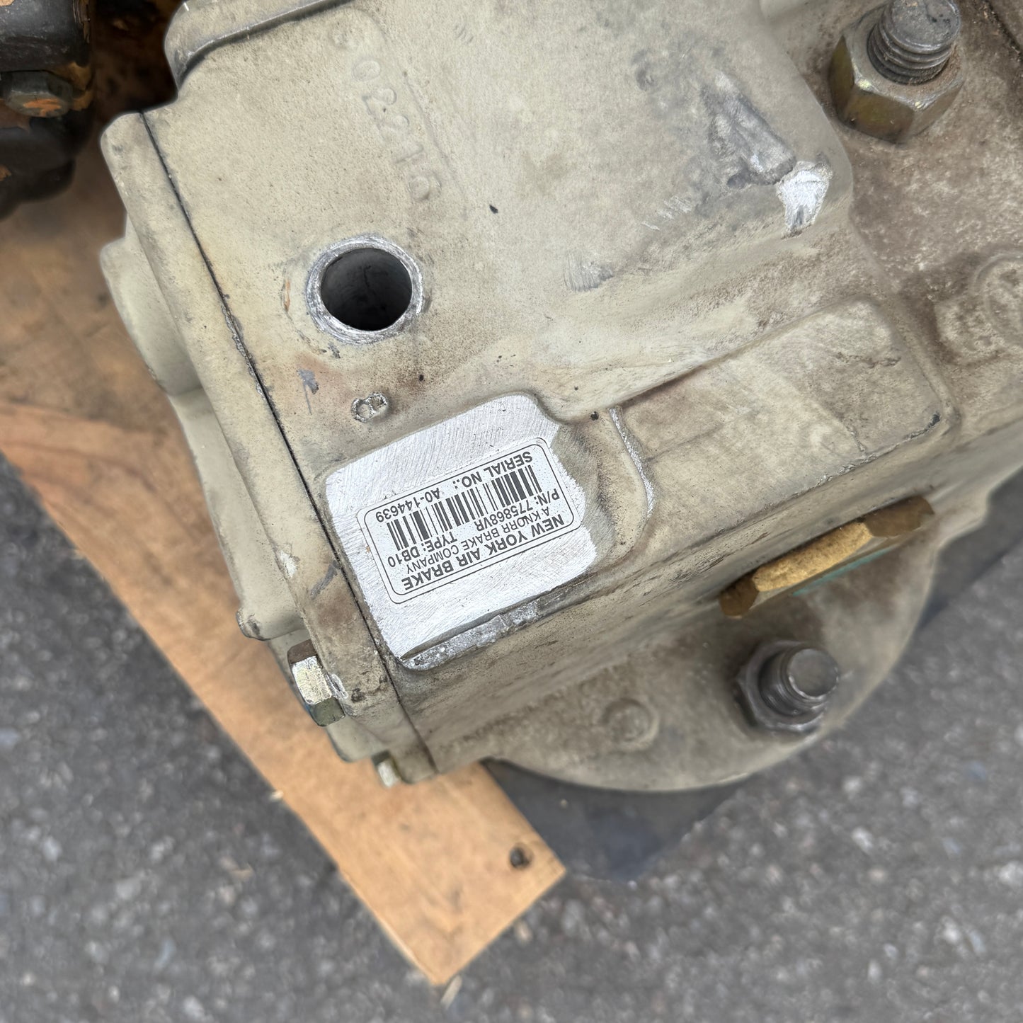 NEW YORK AIR BRAKE (22 Units) Railroad Air Brake Valves, Train Parts (AS-IS)