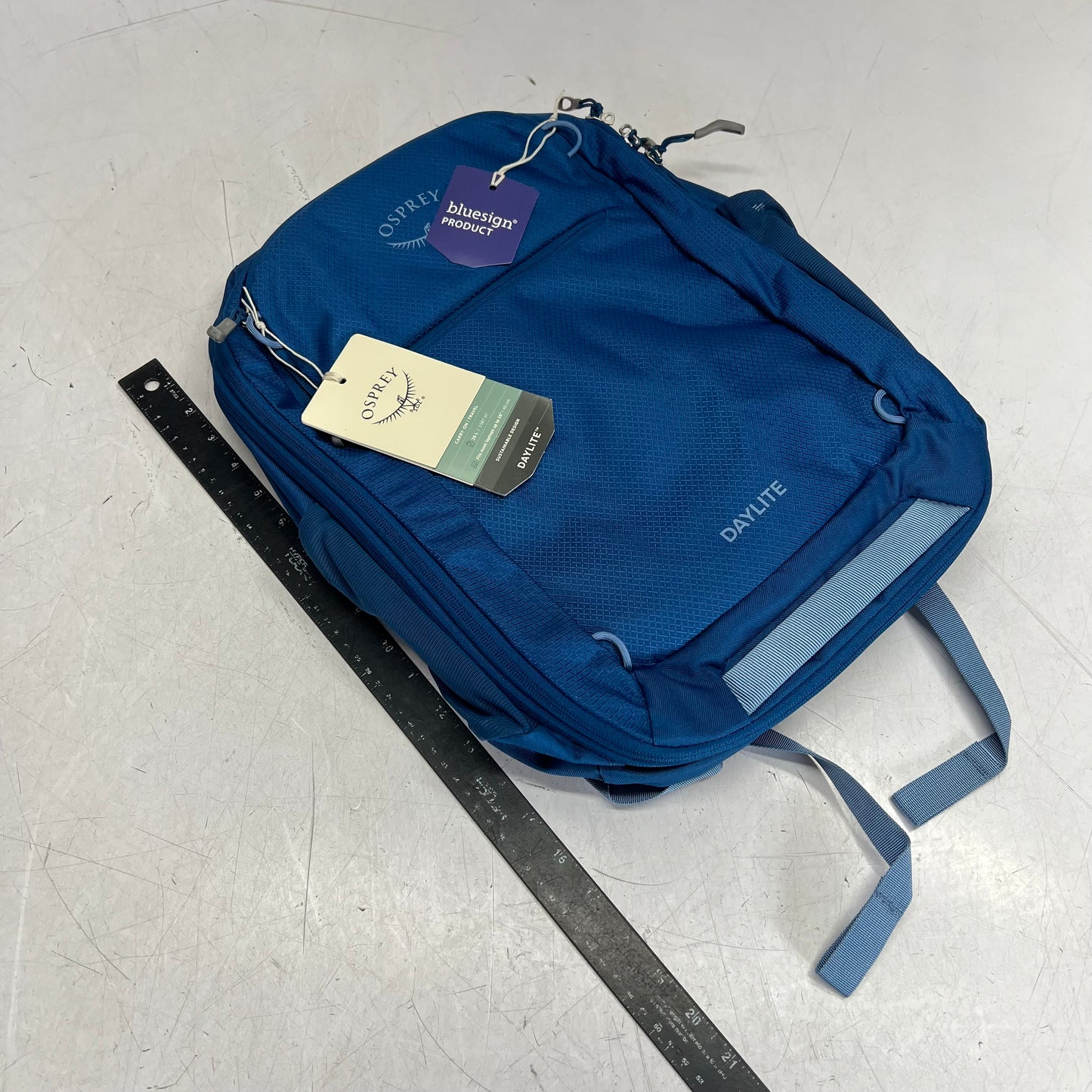 OSPREY Daylight Durable Expandable Travel Pack 26L Night Shift Blue 10006886