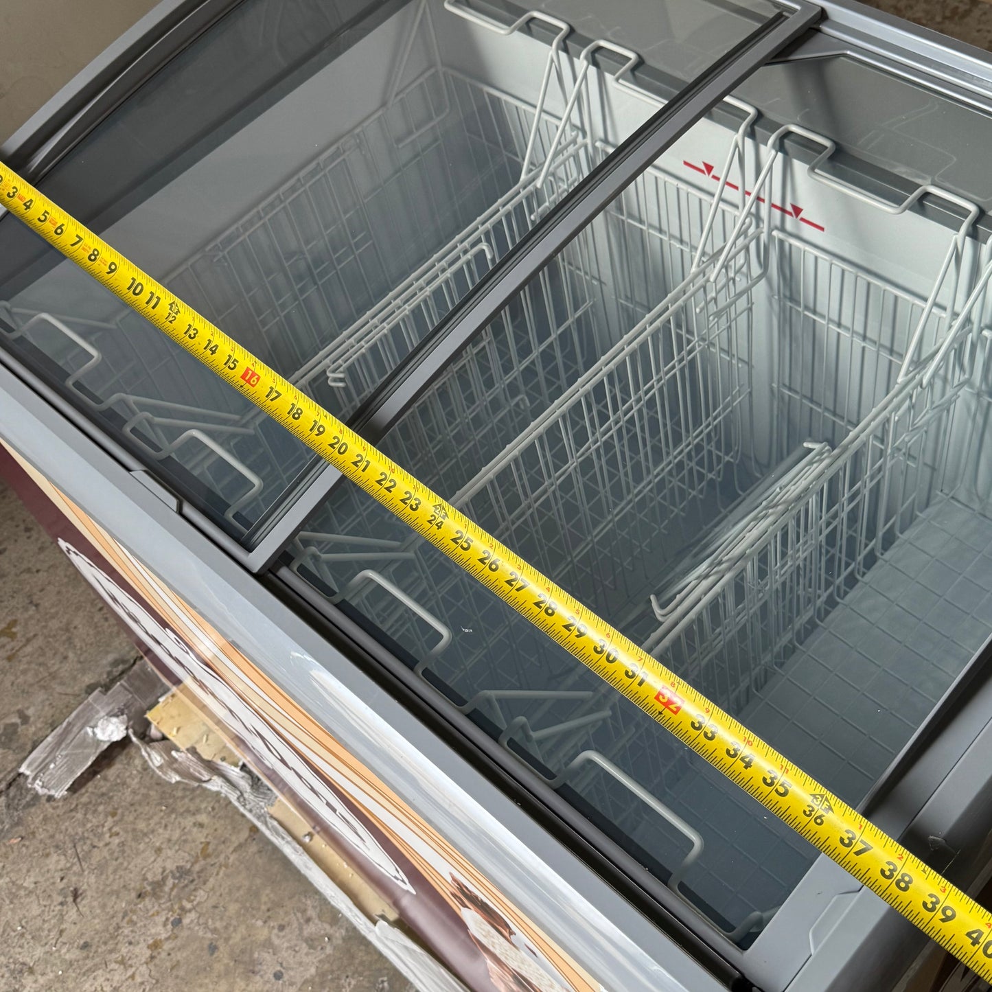 HIRON Showcase Freezer / Refrigerator Multifunction 38"L x 27"W x 30"H Brown SD-300E