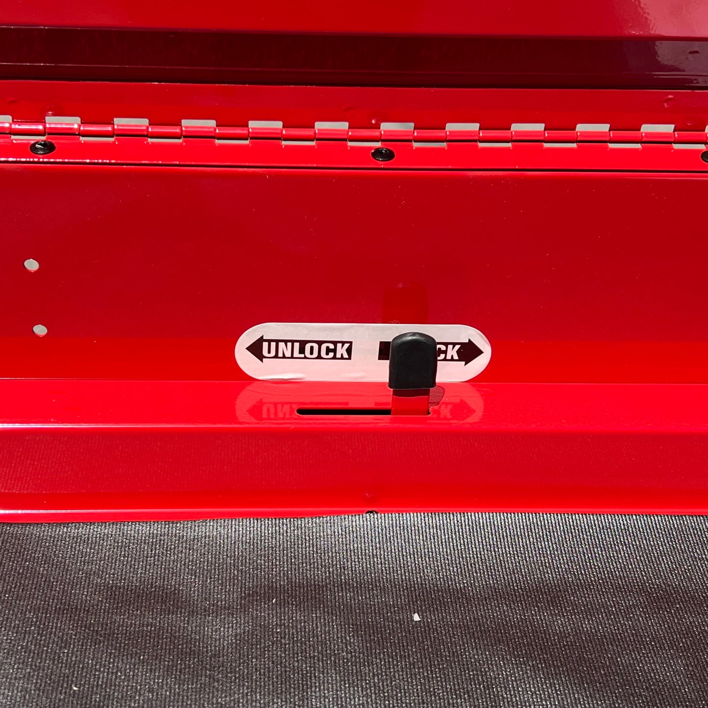 MAC TOOLS 7 Drawer Utility Cart  43" H x 41 W x 22 D Firebrick Red UC4222DTF-RD