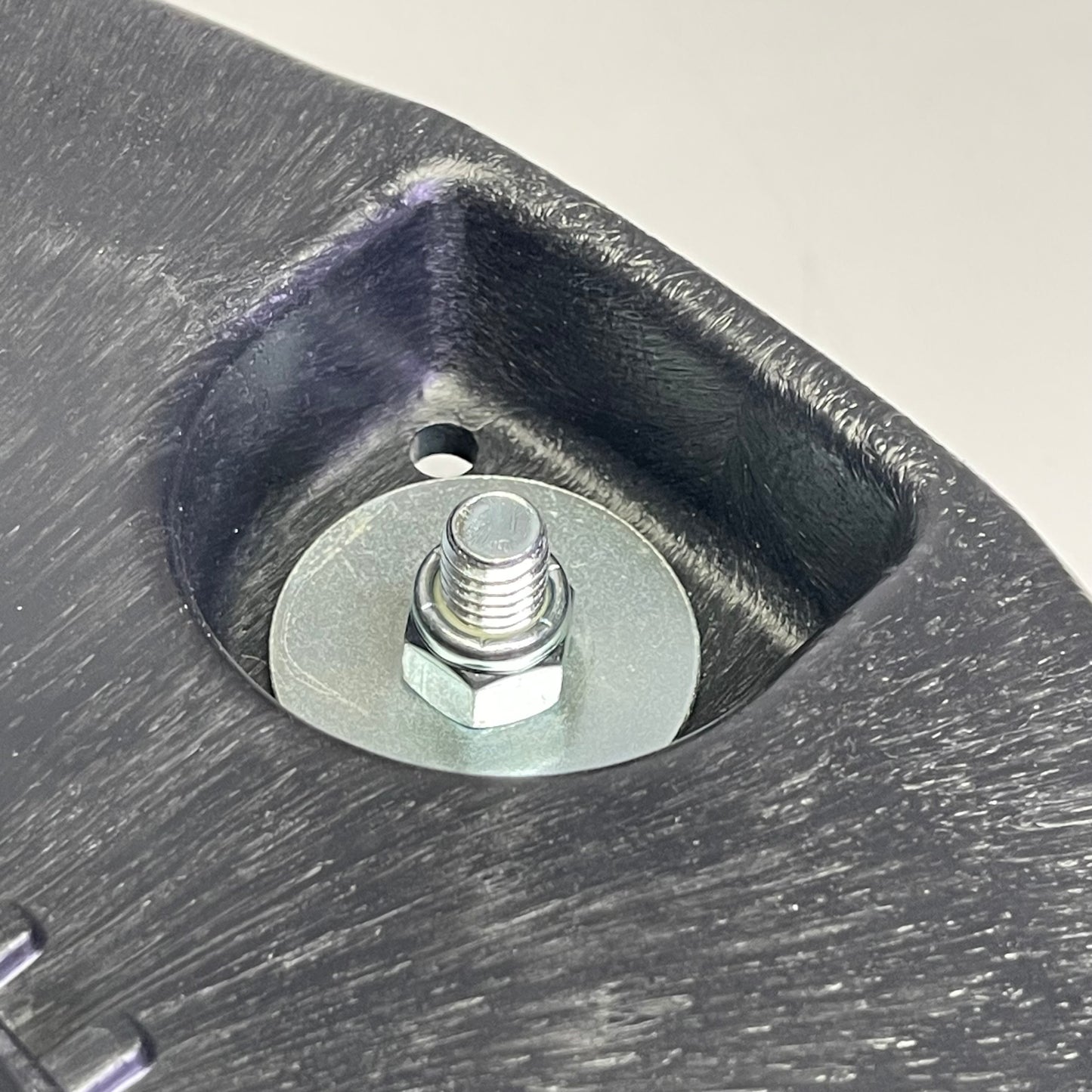 CARLISLE Bronco Round Trash Can Dolly W/ Replaceable Casters 18" Dia x 6" H 3691003