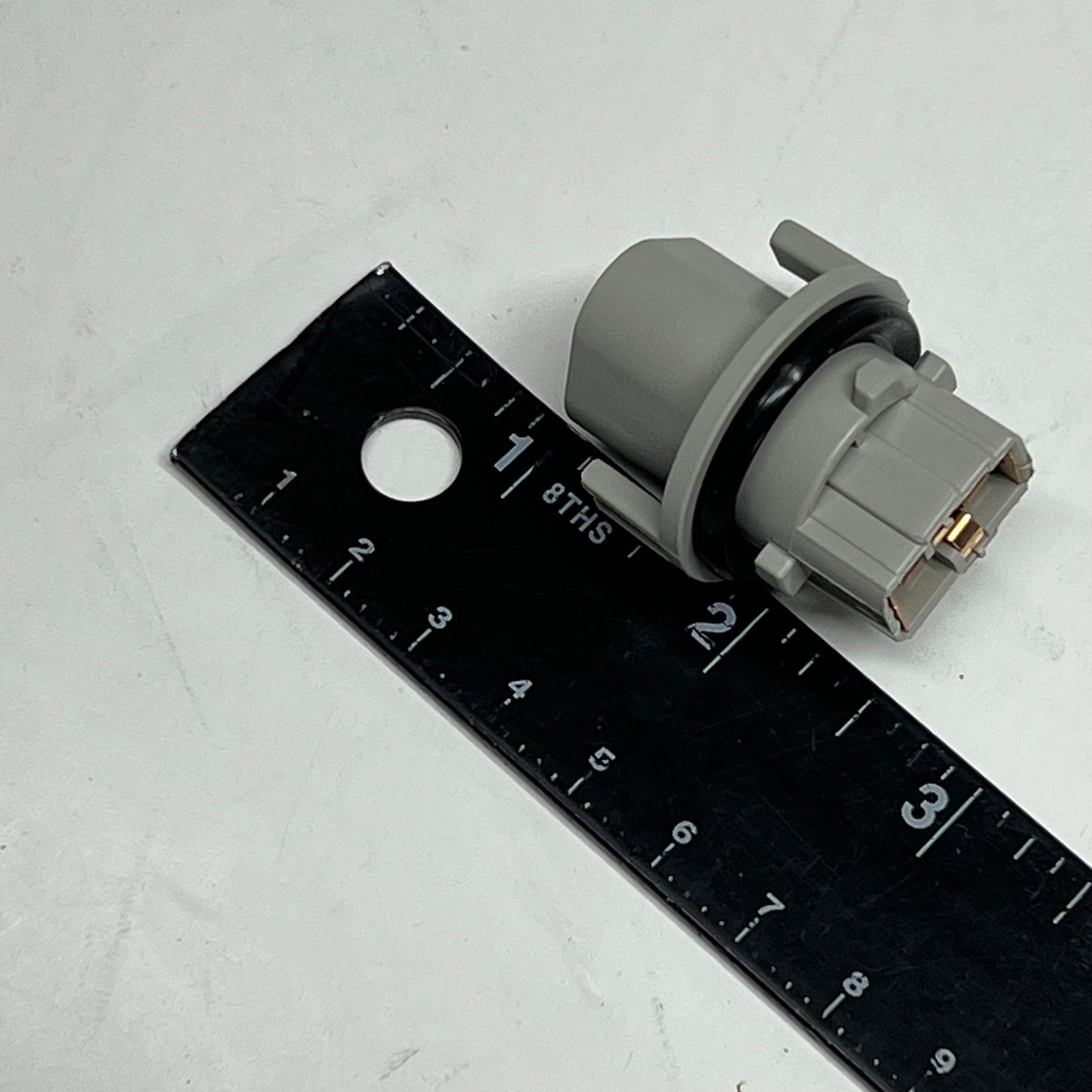 NISSAN Genuine OEM Socket Assy Turn Signal Light Socket 26243-9B91A