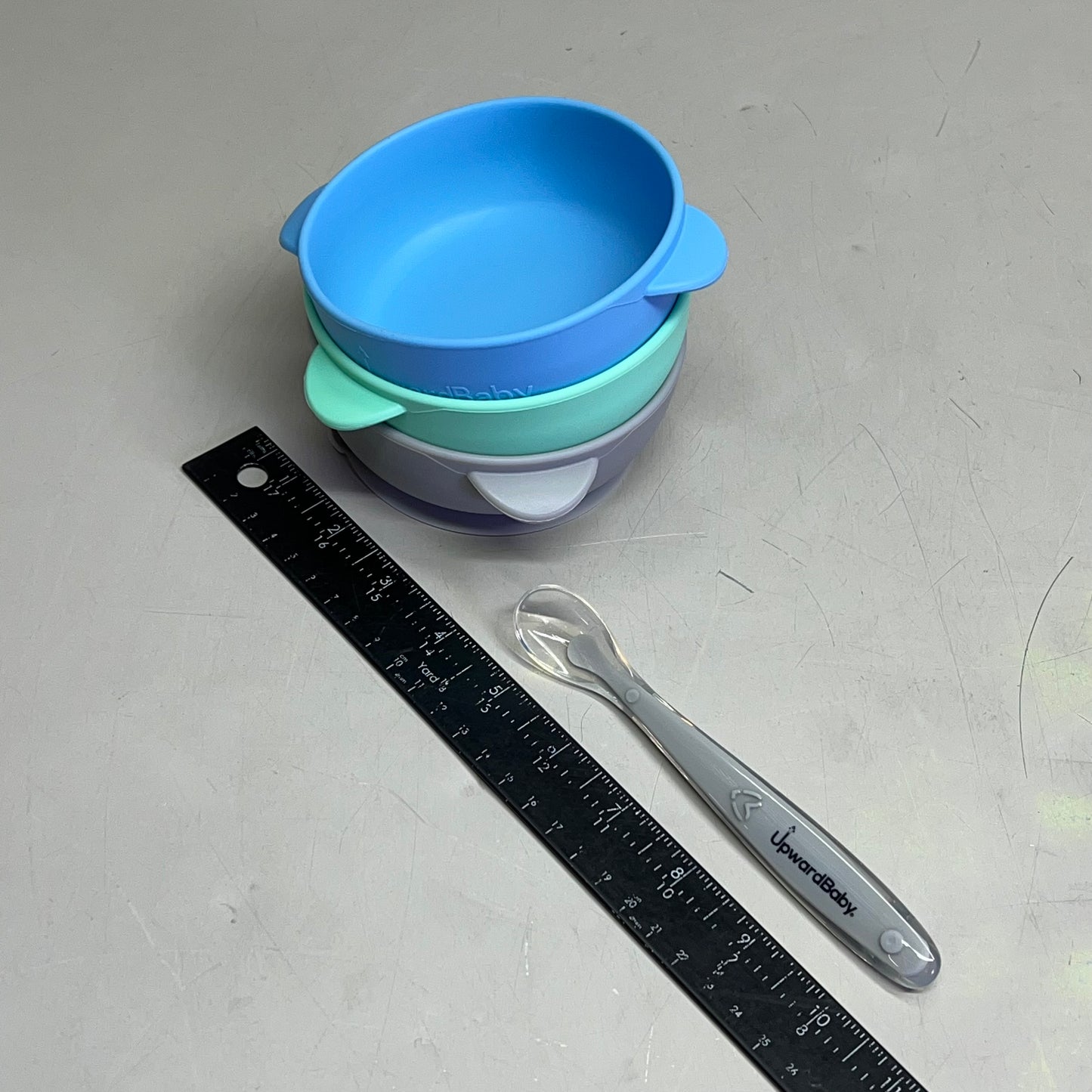 ZA@ UPWARDBABY (3 PACK) Silicone Bowl Suction Set w/ Spoon 5"x5"x2" Blue/Green/Grey