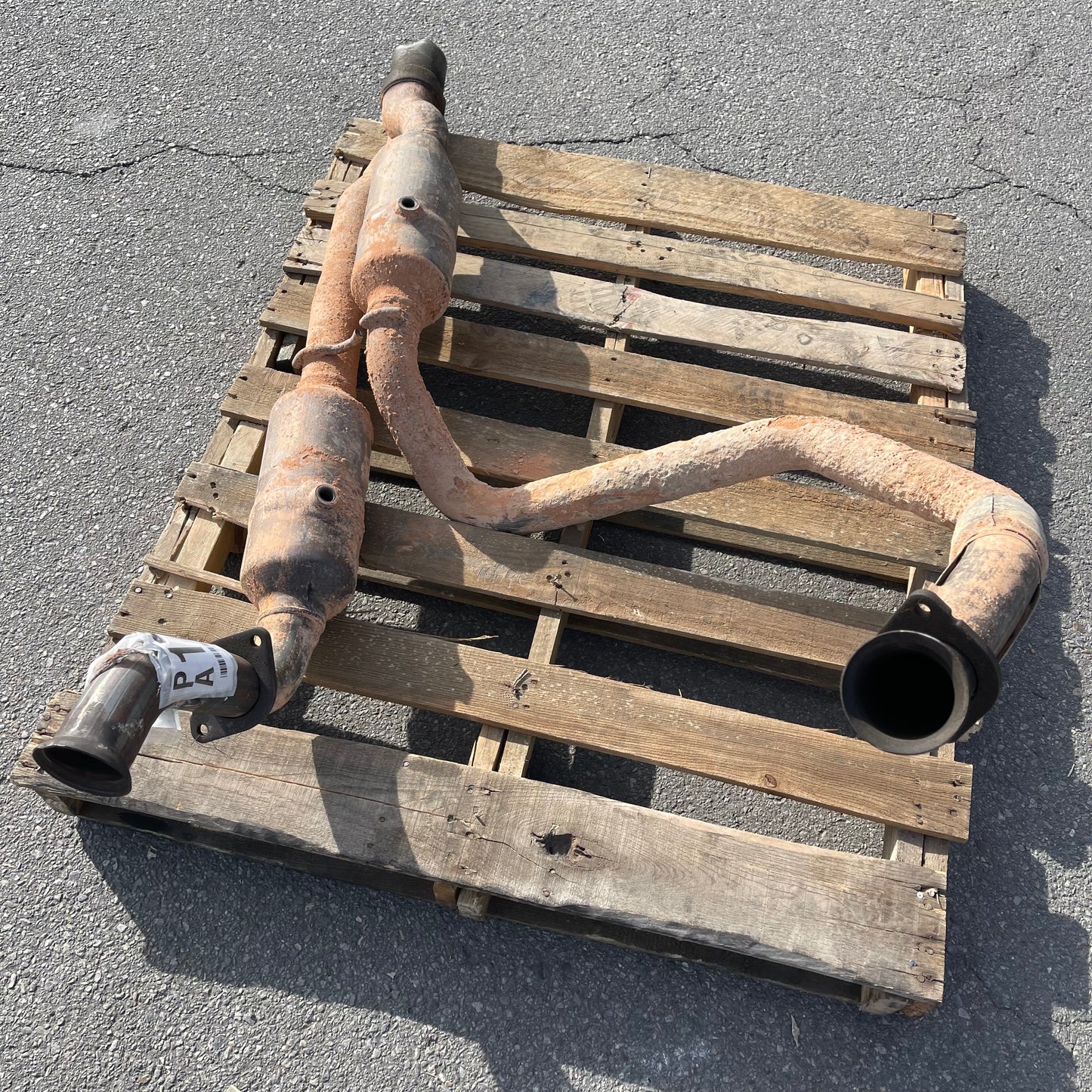 ZA@ Pallet of MIXED Exhaust Pipes (AS-IS)