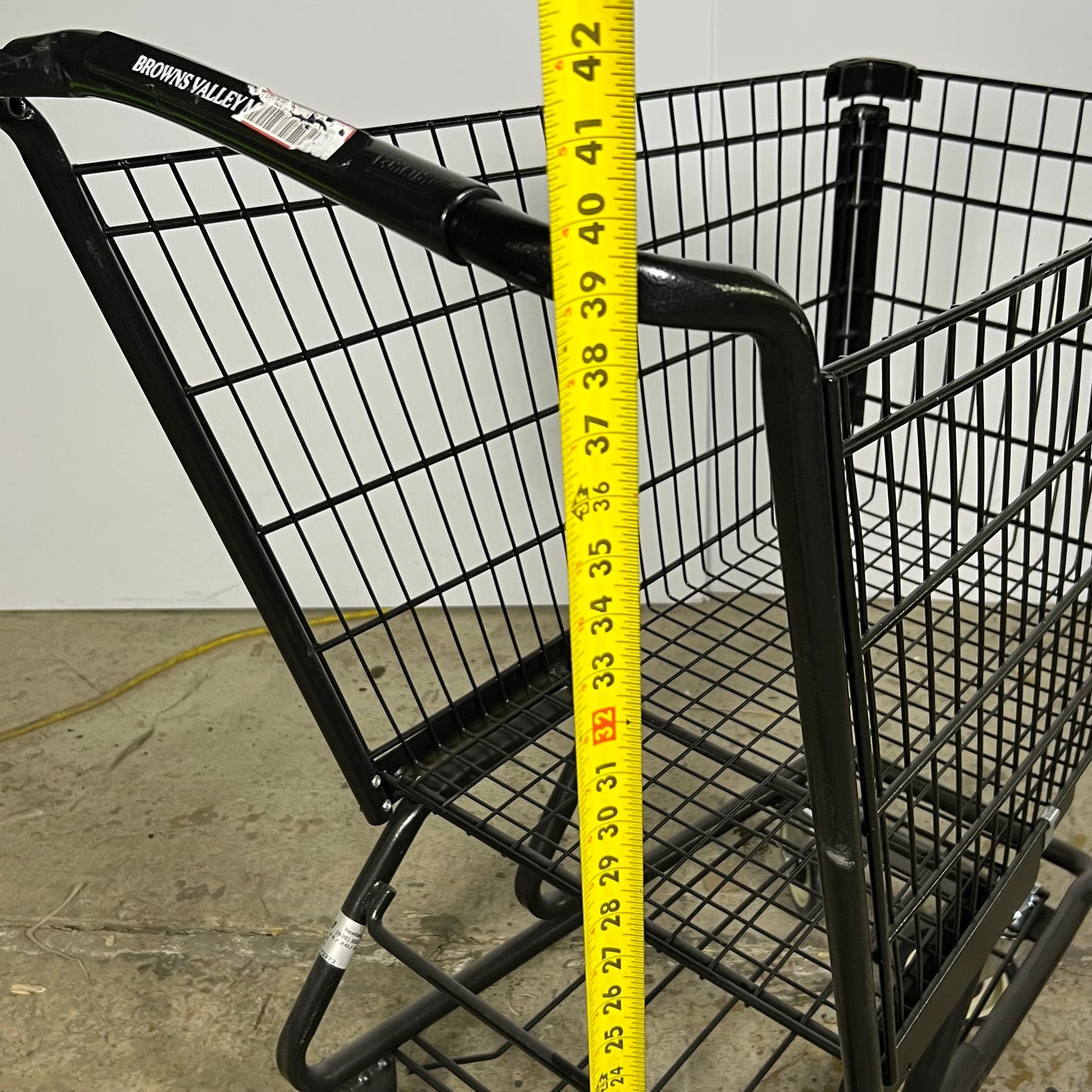 ZA@ BROWNS VALLEY MARKET Grocery Cart ASTM-F2372 Sz 40"H X 34"L X 17"W (AS-IS, Damage)