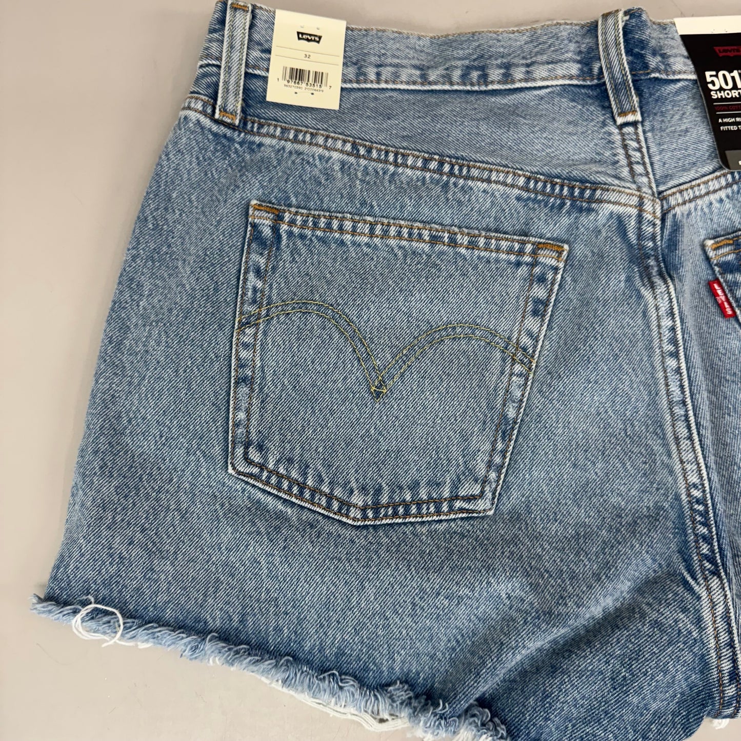 LEVIS 501 Original Fit High Rise Shorts Women's Sz 32 Vague Finish Medium Wash