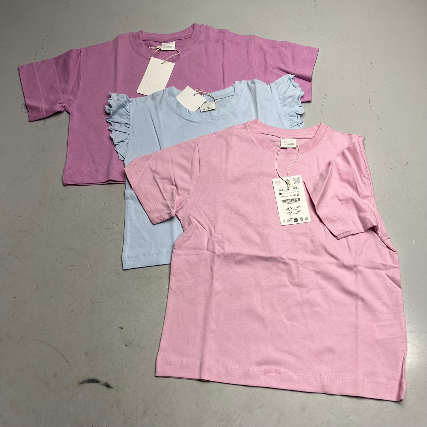 ZA@ ZARA Lot of Pullover Hoodie & Crewneck Tee Shirts W/ Shoes Girl's Sz 6/7 Multicolor