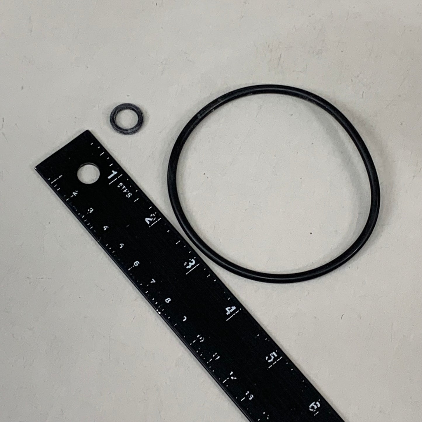 MAHLE Eco Engine Oil Filter For Volvo Orange OX 1075D (As-Is (see Images)