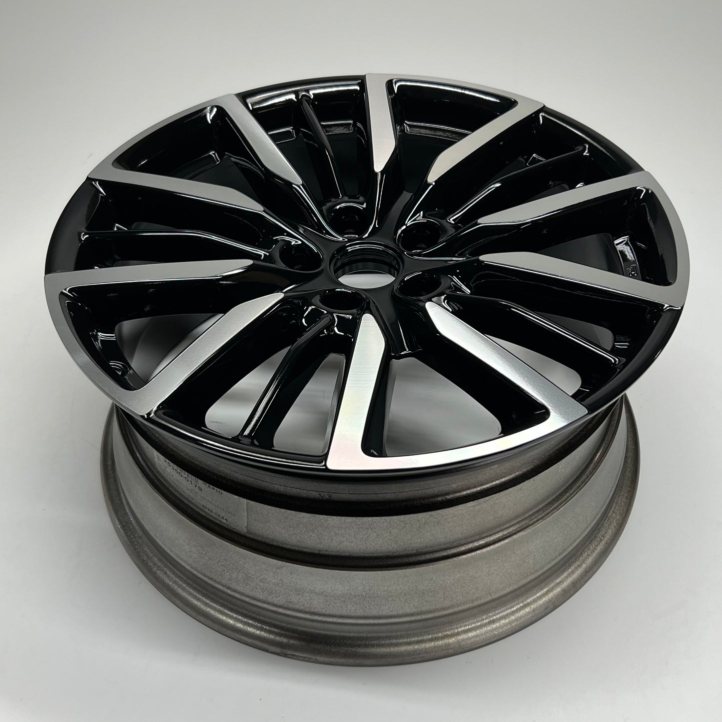 BLACKBURN 2026 Honda Accord 19" OEM Wheel Rim 25350-0179