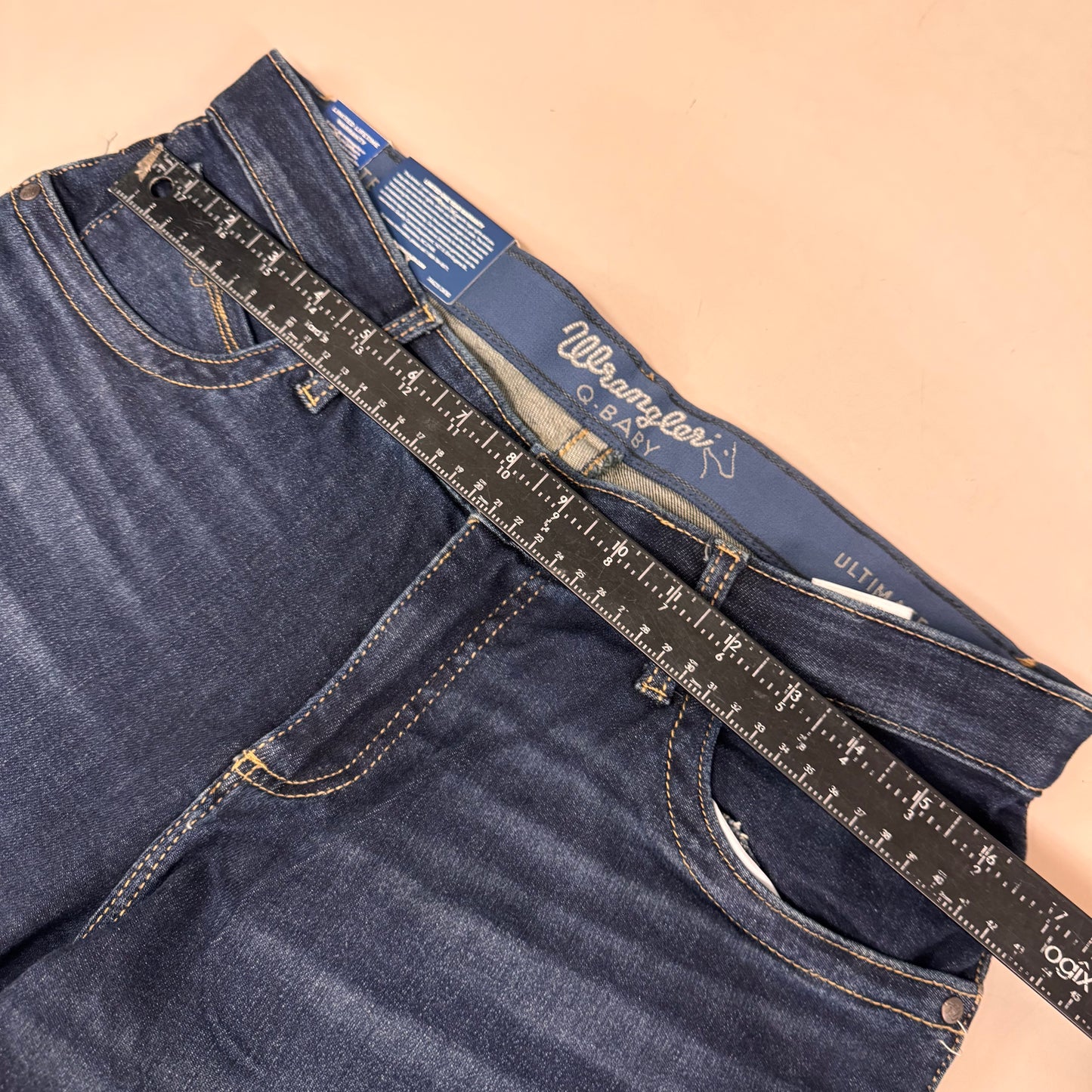 WRANGLER The Ulitmate Riding Jean Q-Baby Mid-Rise 31/11 x 32 Avery 10WRQ20VA
