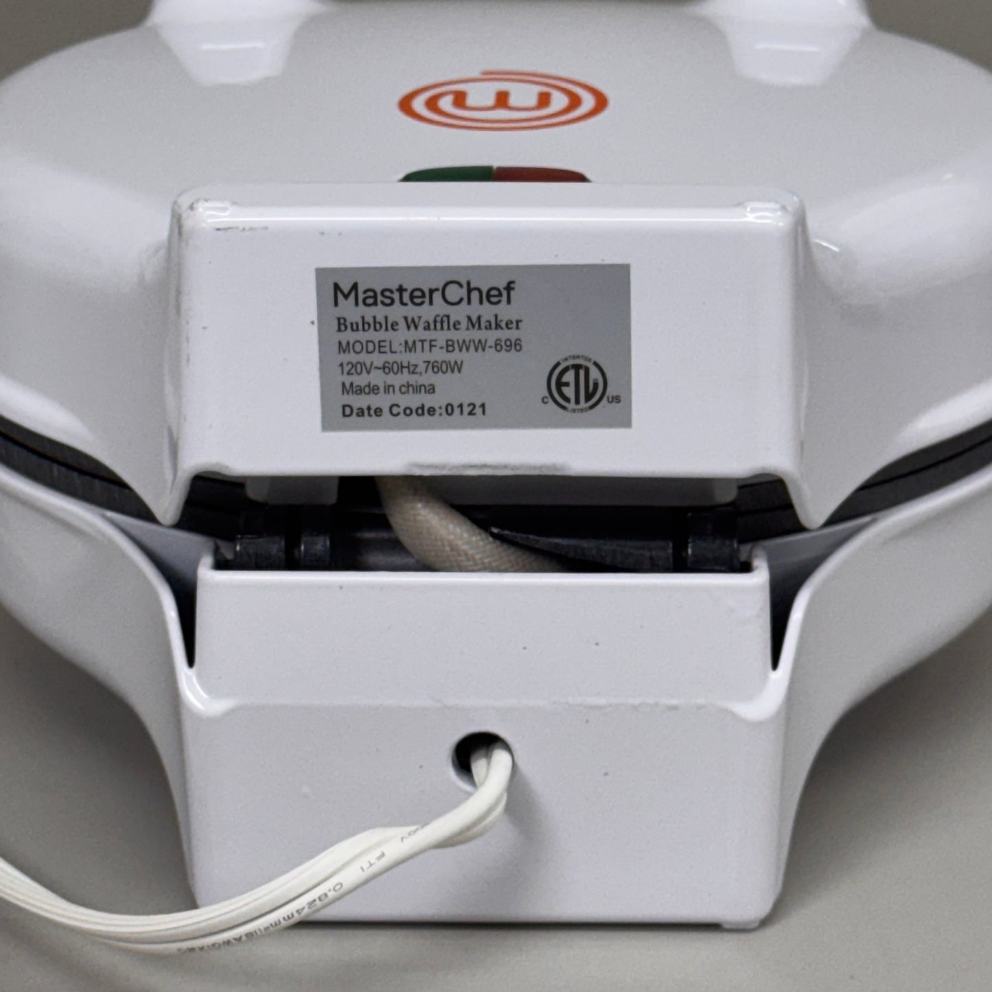 MASTER CHEF Bubble Waffle Maker Non-Stick Coating 12" x 9.5" White MTF-BWW-696