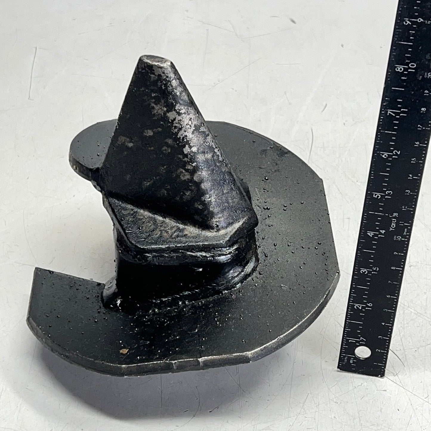 HUBBELL Chance Anchor Tough One  8" 10,000 ft/lb 1" Threads Black C1025004