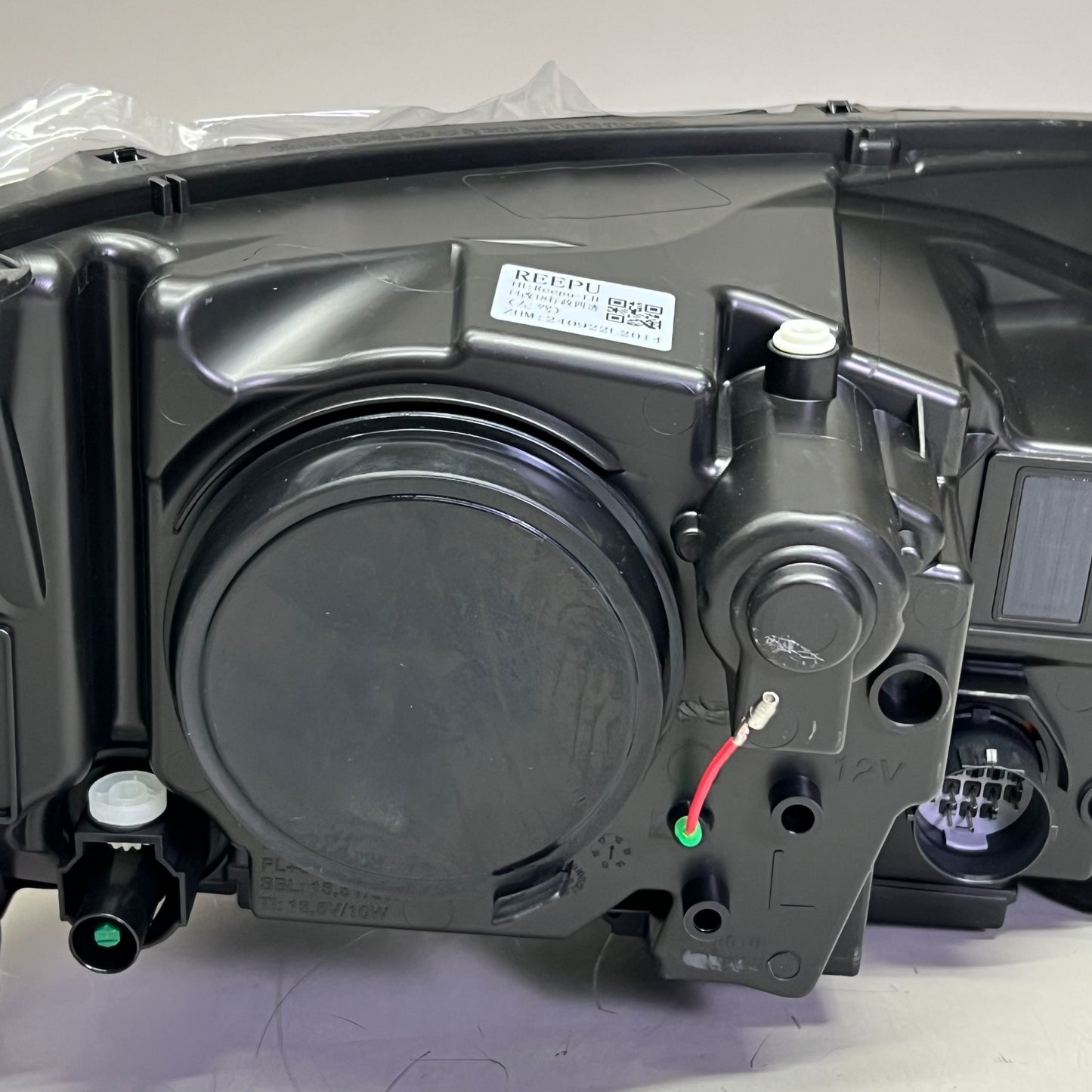 REEPU (2 Pcs) Car Headlights Sz 17" L x 10" H Black